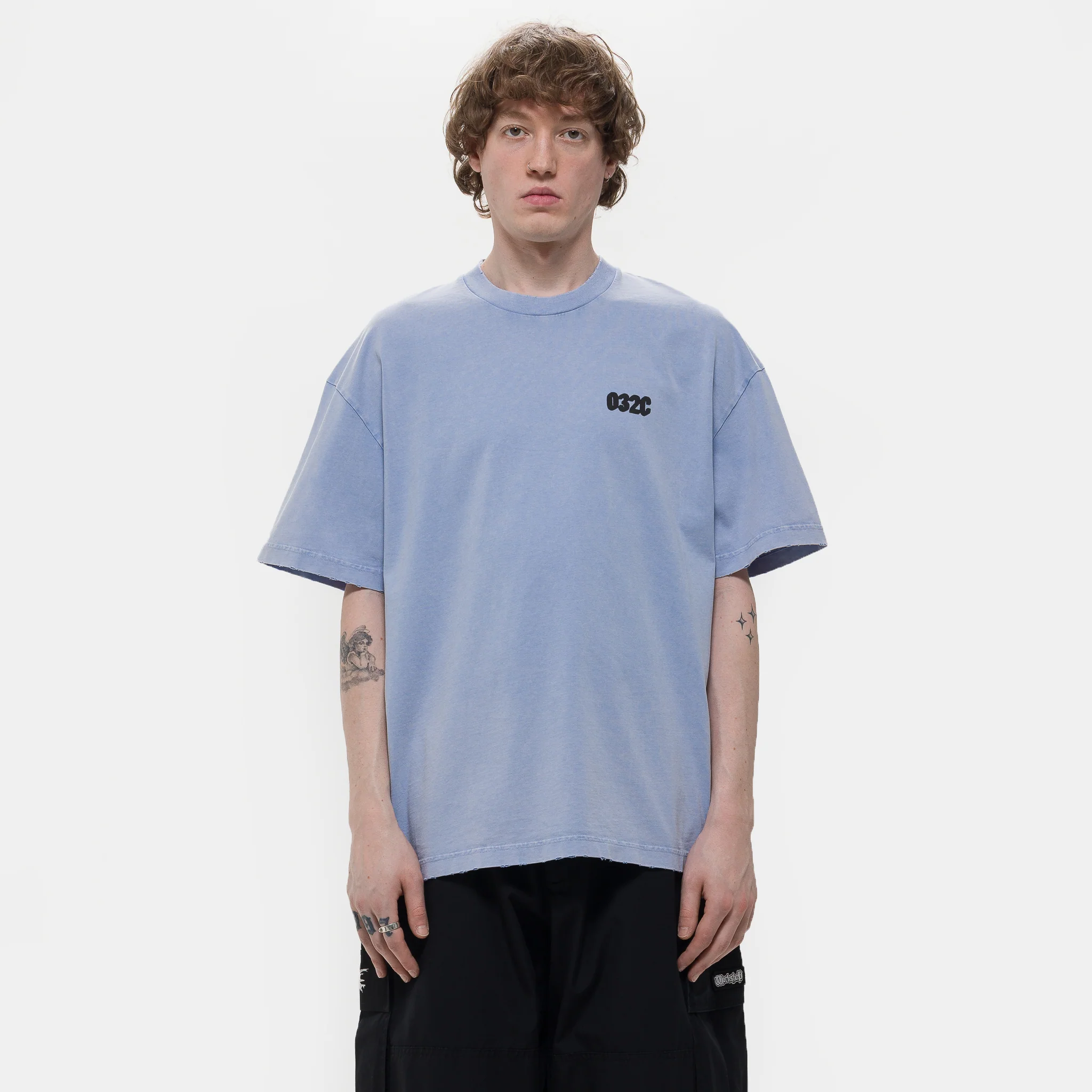 032C Loves T-Shirt in Faded Light Blue