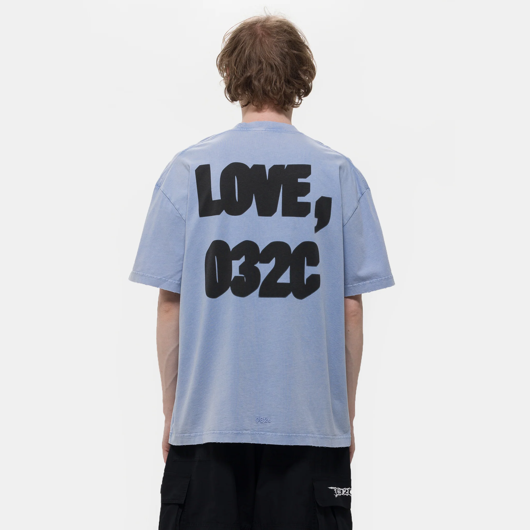 032C Loves T-Shirt in Faded Light Blue - Image 3