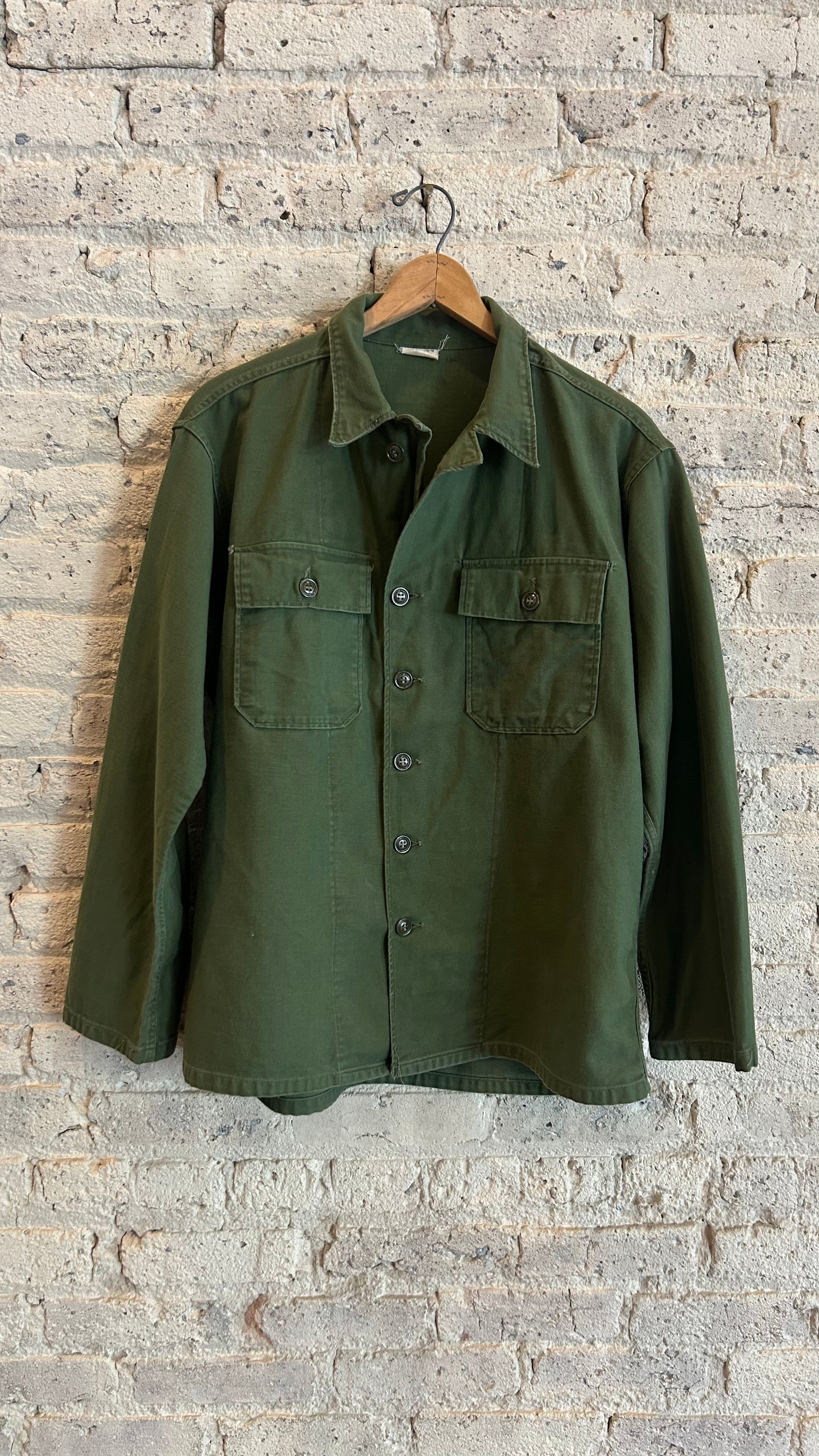 1960's OG 107 Shirt in Olive
