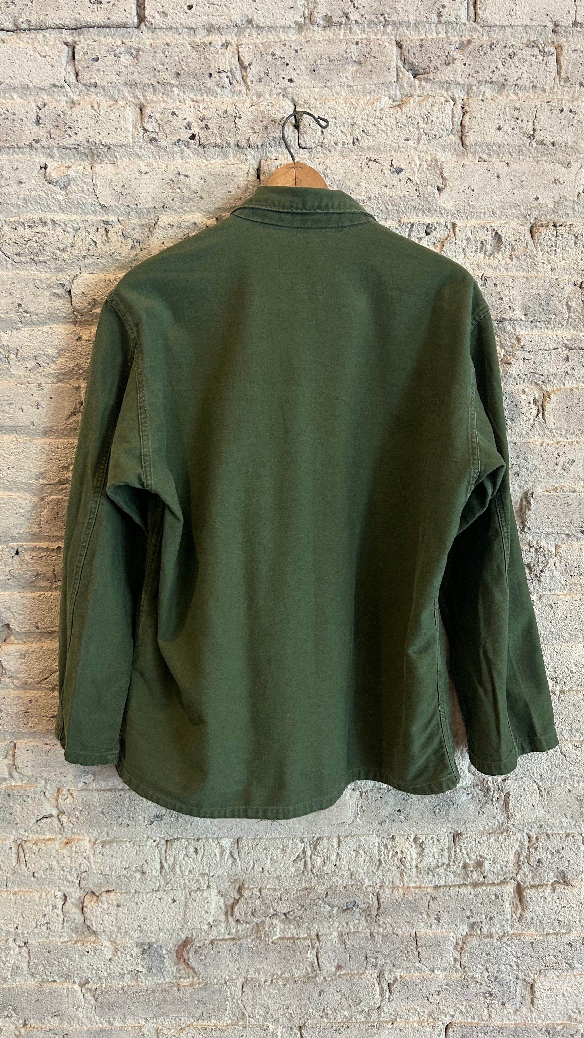 1960's OG 107 Shirt in Olive - Image 2