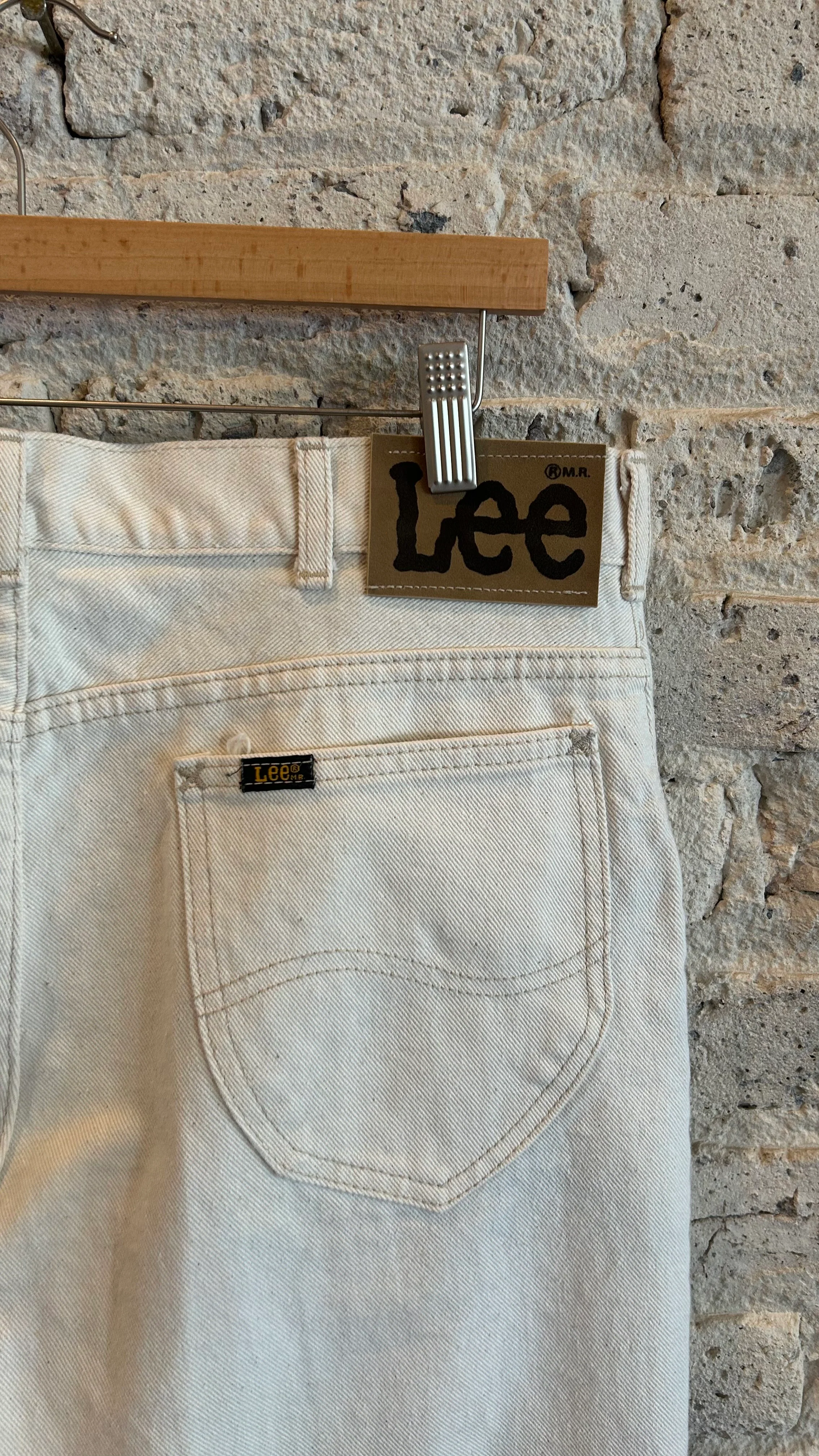 1980's Lee Straight Leg Jean in Off White - Image 3