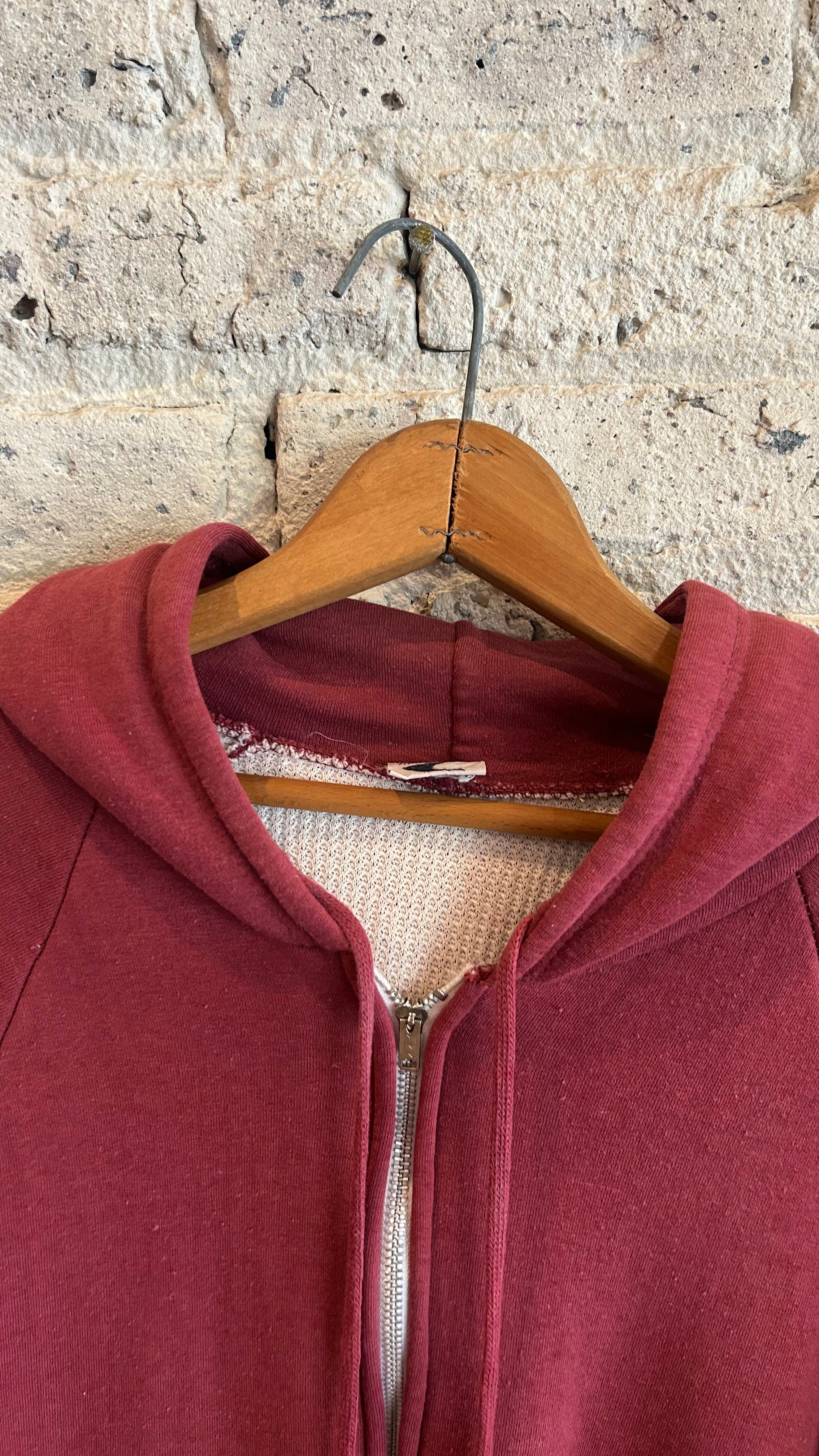 1980's McGregor Thermal Lined Zip Up Hoodie in Burgundy - Image 3