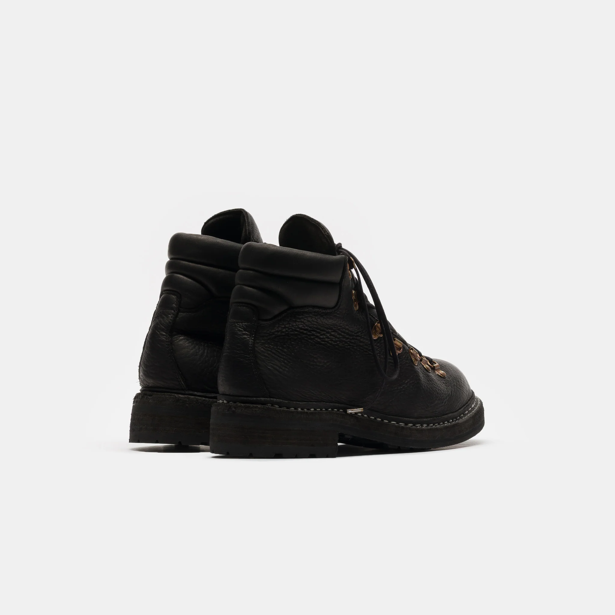 19M Bison Leather Hiking Boot in Black - Image 5