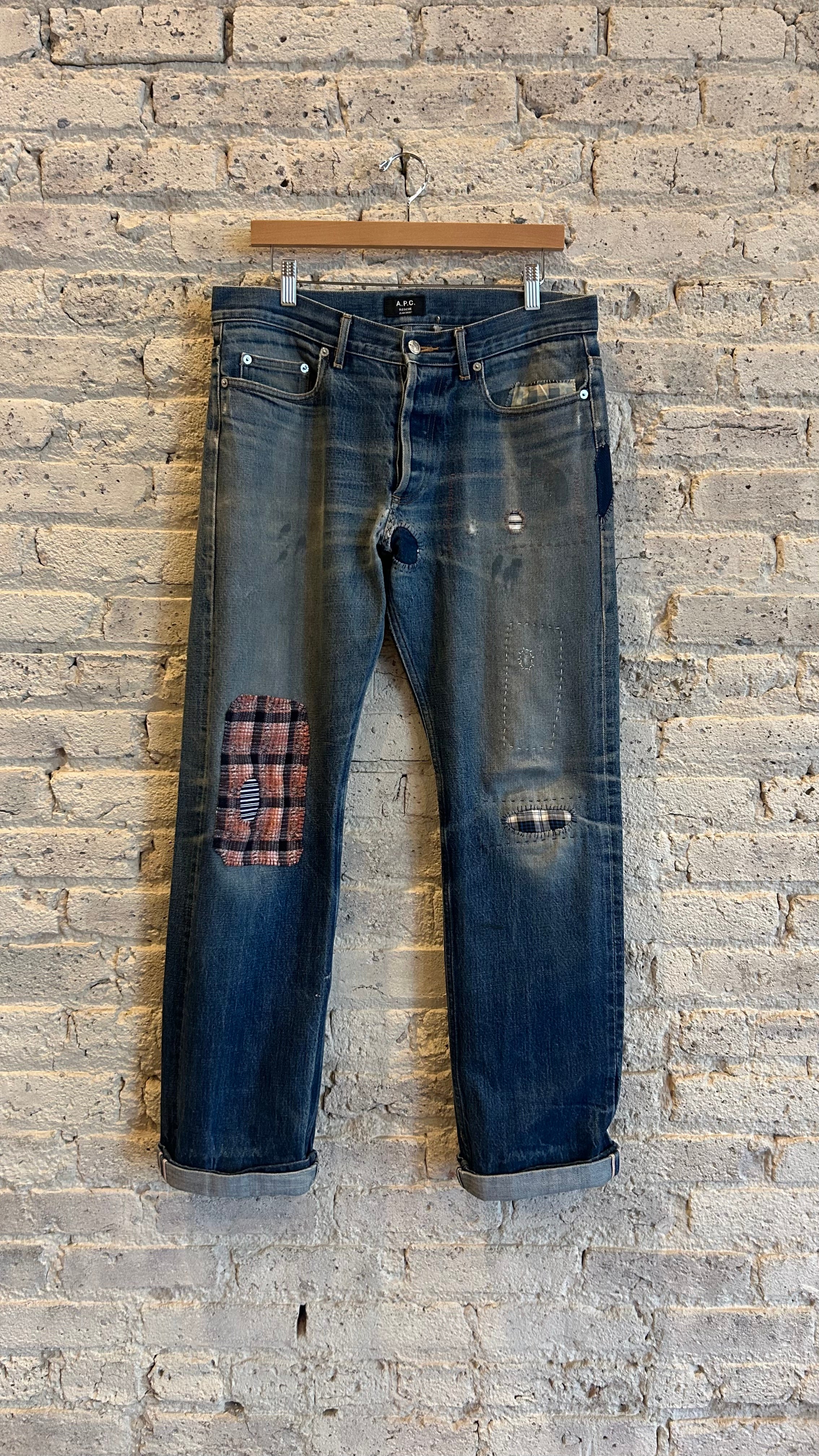 2000's APC Thrashed and Repaired Rescue Fit Selvedged Jean in Aged Blue
