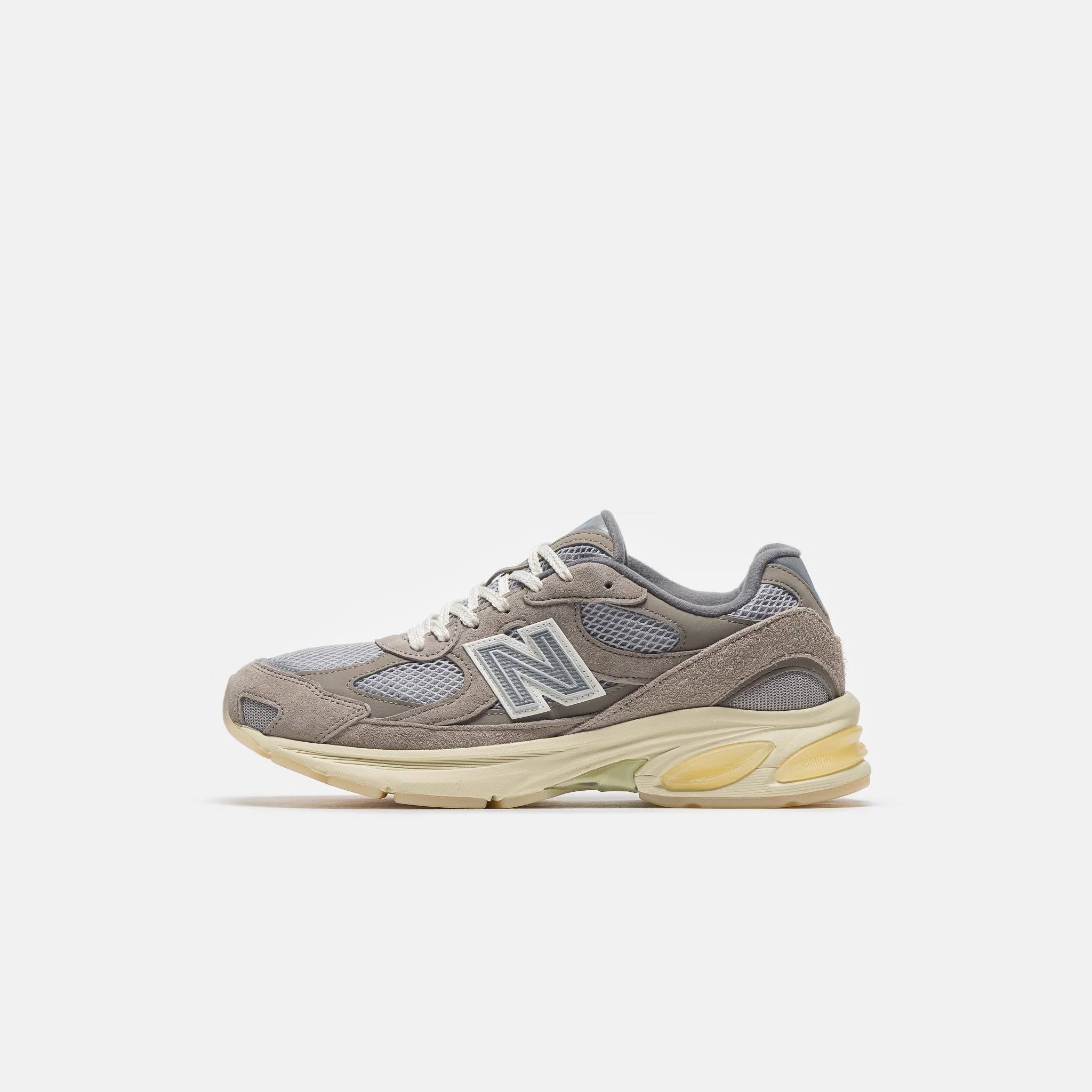 2010 Grey Days Sneaker in Arid Stone/Raincloud/Calcium