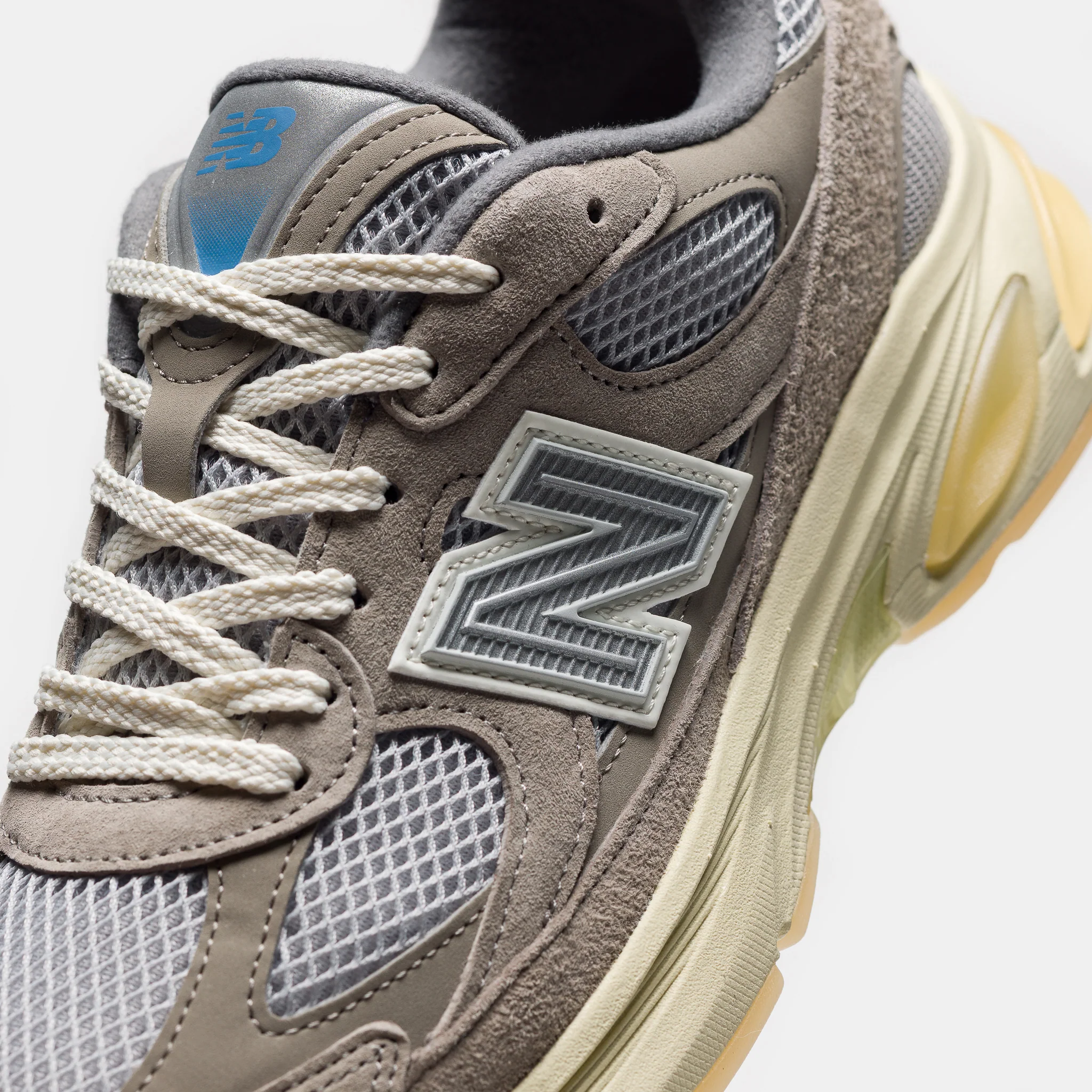 2010 Grey Days Sneaker in Arid Stone/Raincloud/Calcium - Image 5