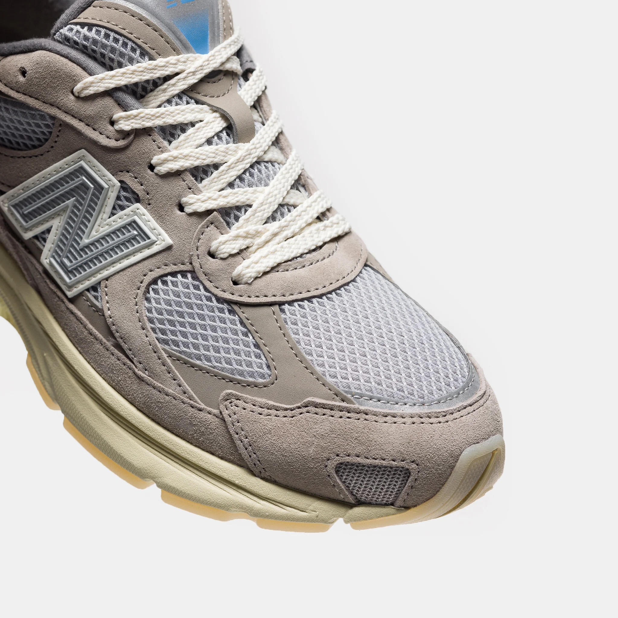 2010 Grey Days Sneaker in Arid Stone/Raincloud/Calcium - Image 6