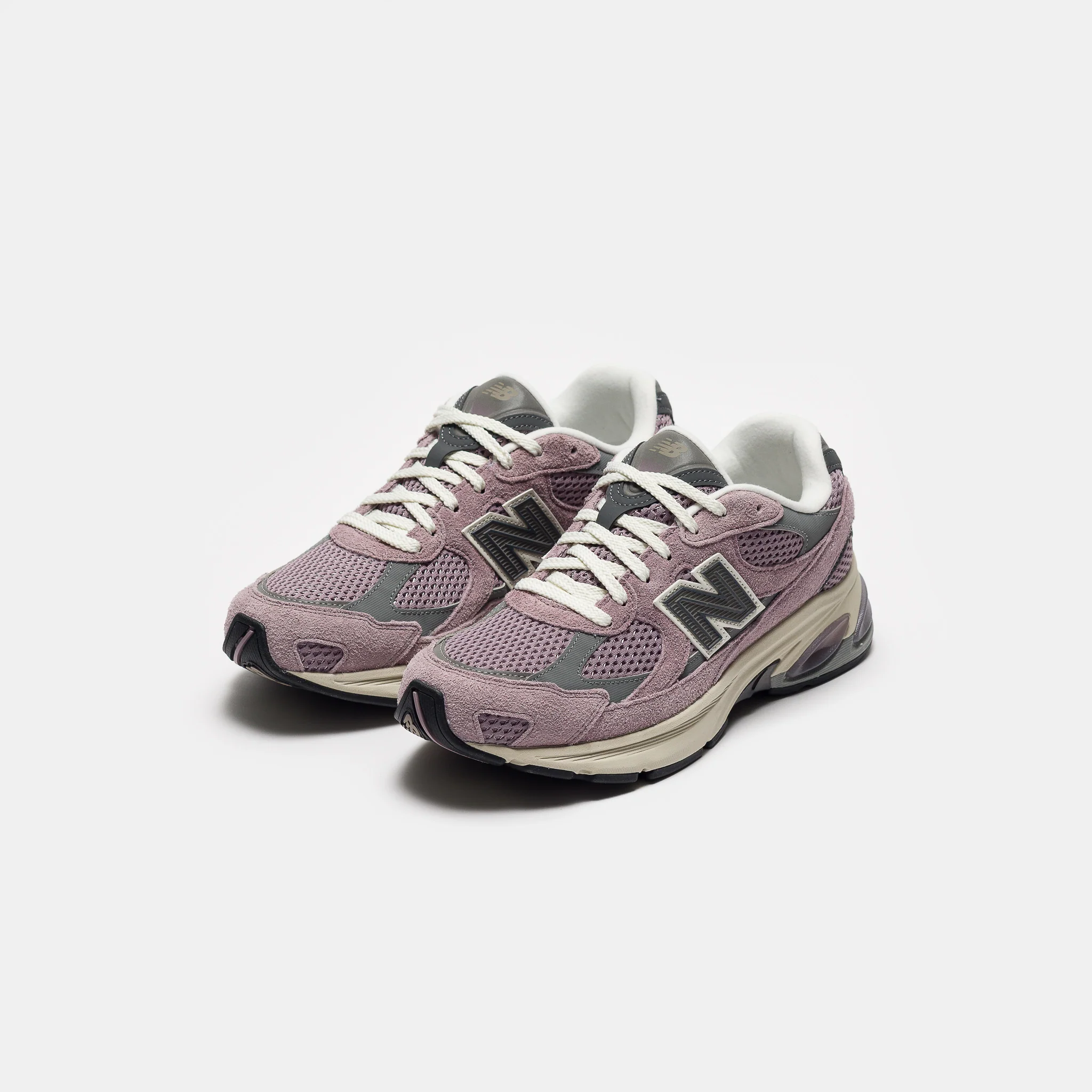 2010 Sneaker in Ice Wine/Castlerock - Image 3