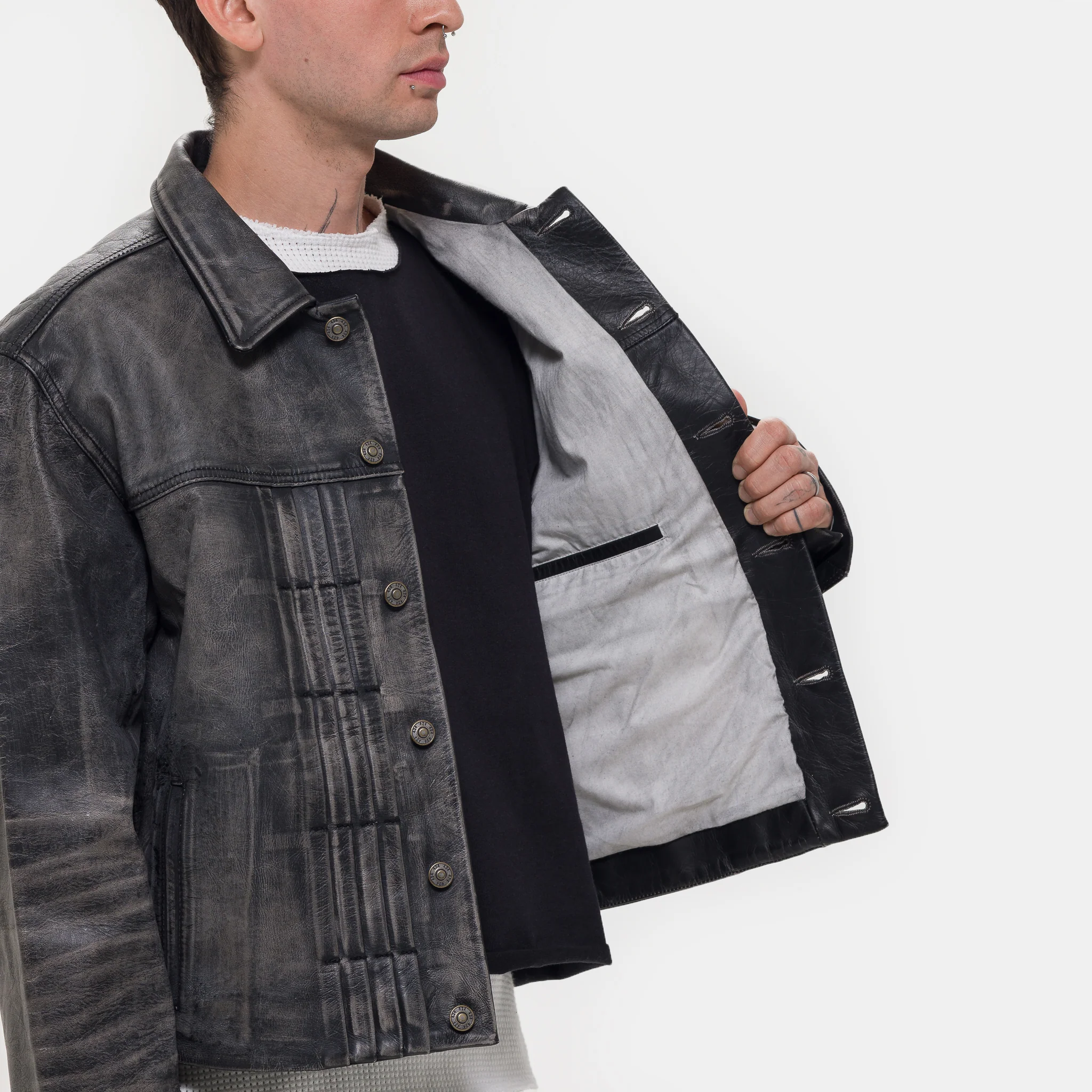 424 Leather Trucker Jacket in Black - Image 5
