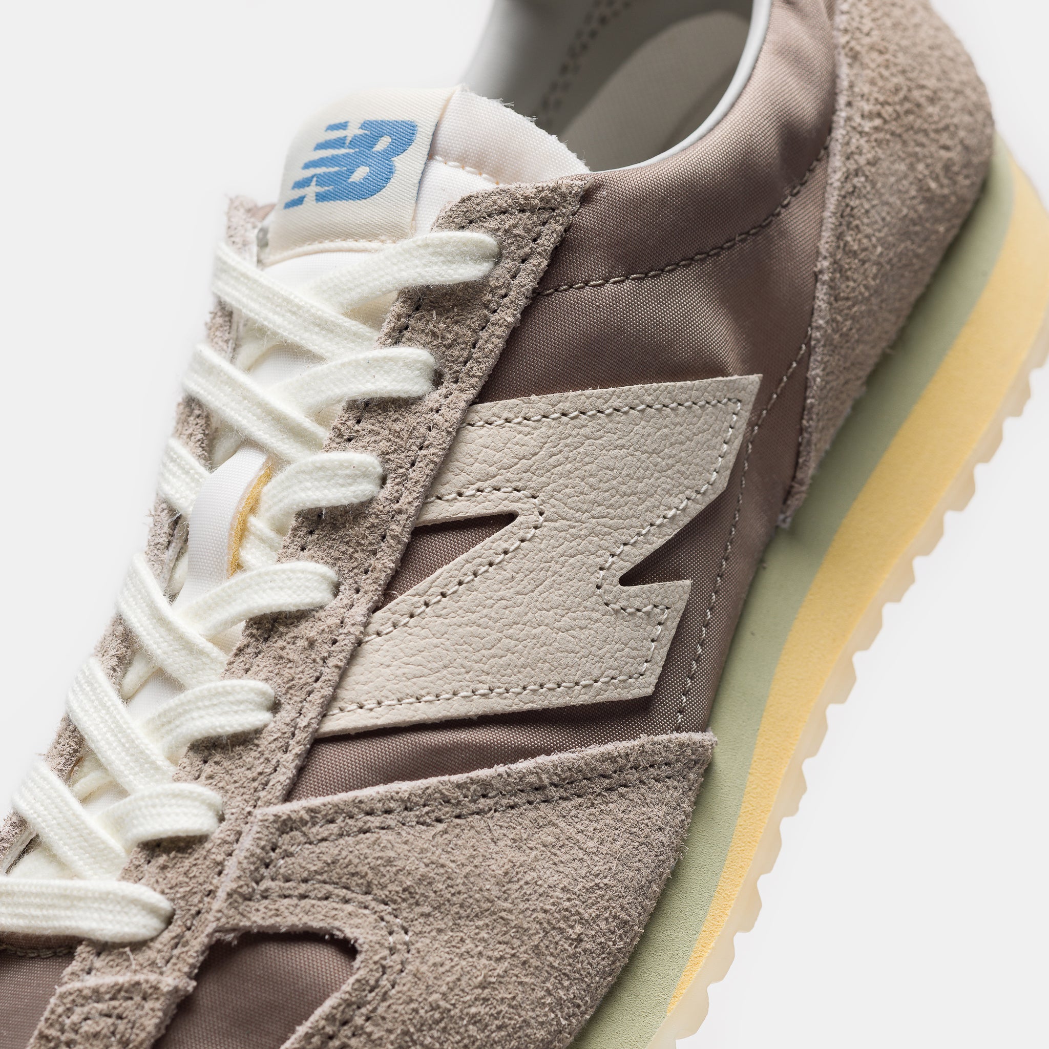 471 Grey Days Sneaker in Arid Stone/Raincloud/Morel - Image 5