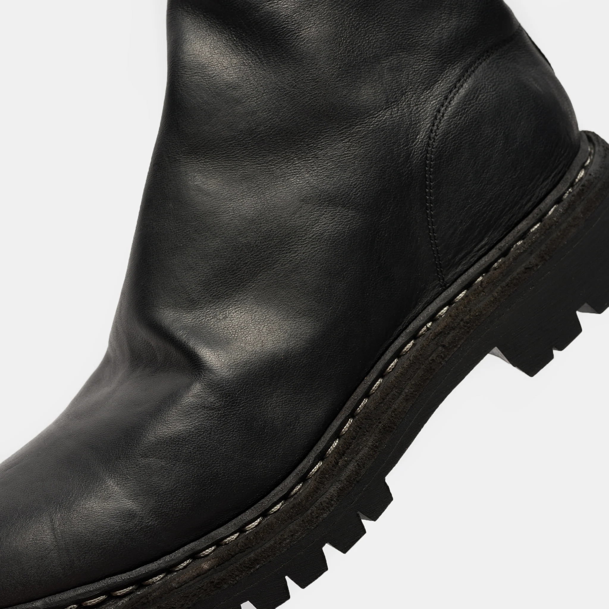 796V_N Horse Leather Back Zip Boot in Black - Image 7