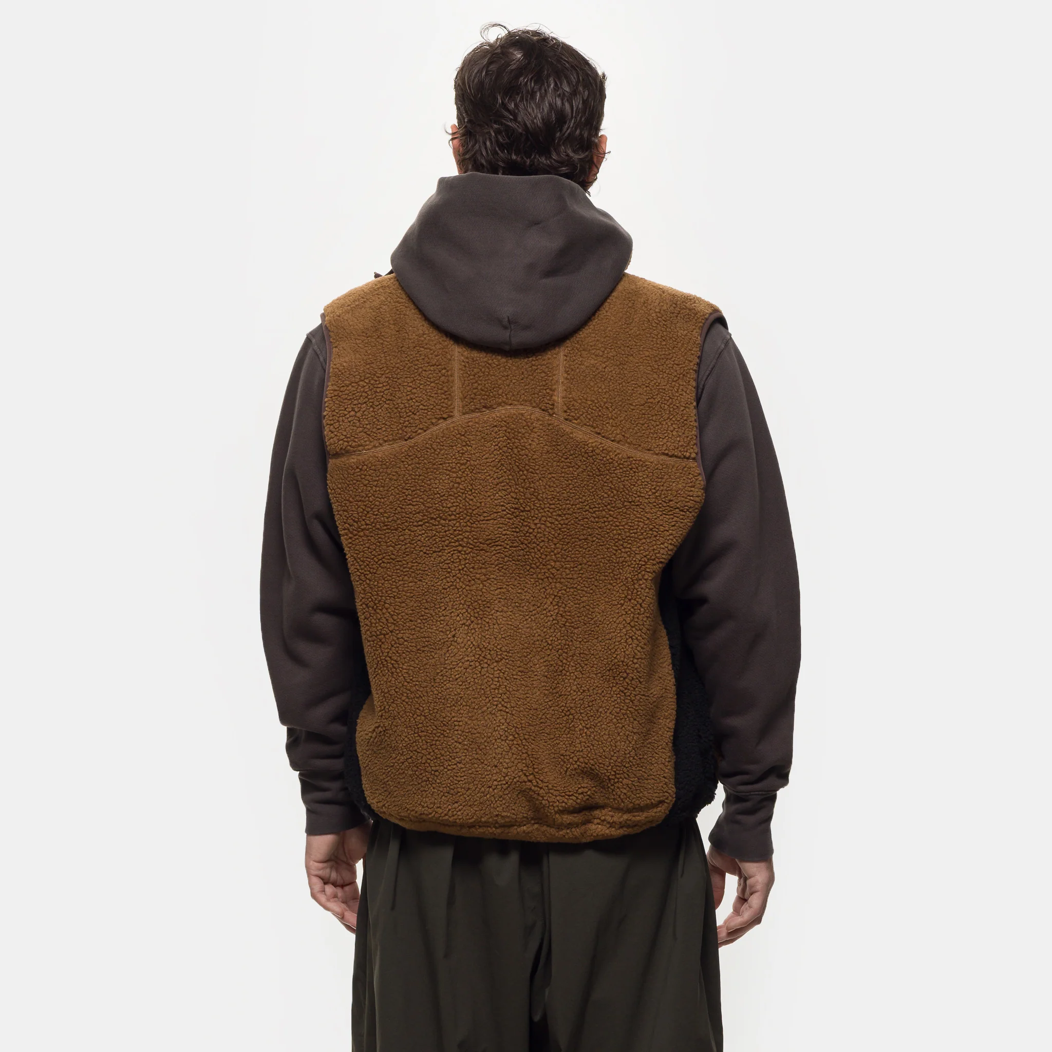 ACG Therma-FIT ADV Vest in Mosswood Brown/Black/Summit White - Image 3
