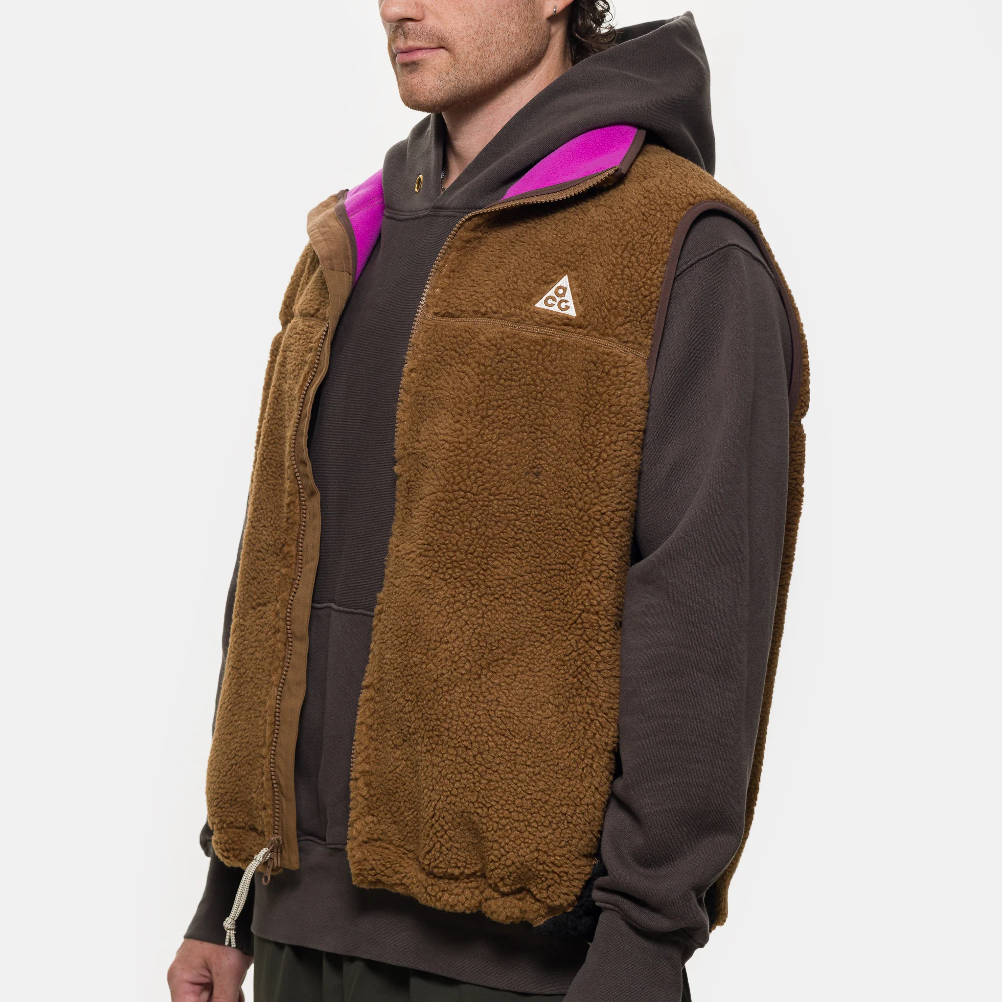 ACG Therma-FIT ADV Vest in Mosswood Brown/Black/Summit White - Image 4