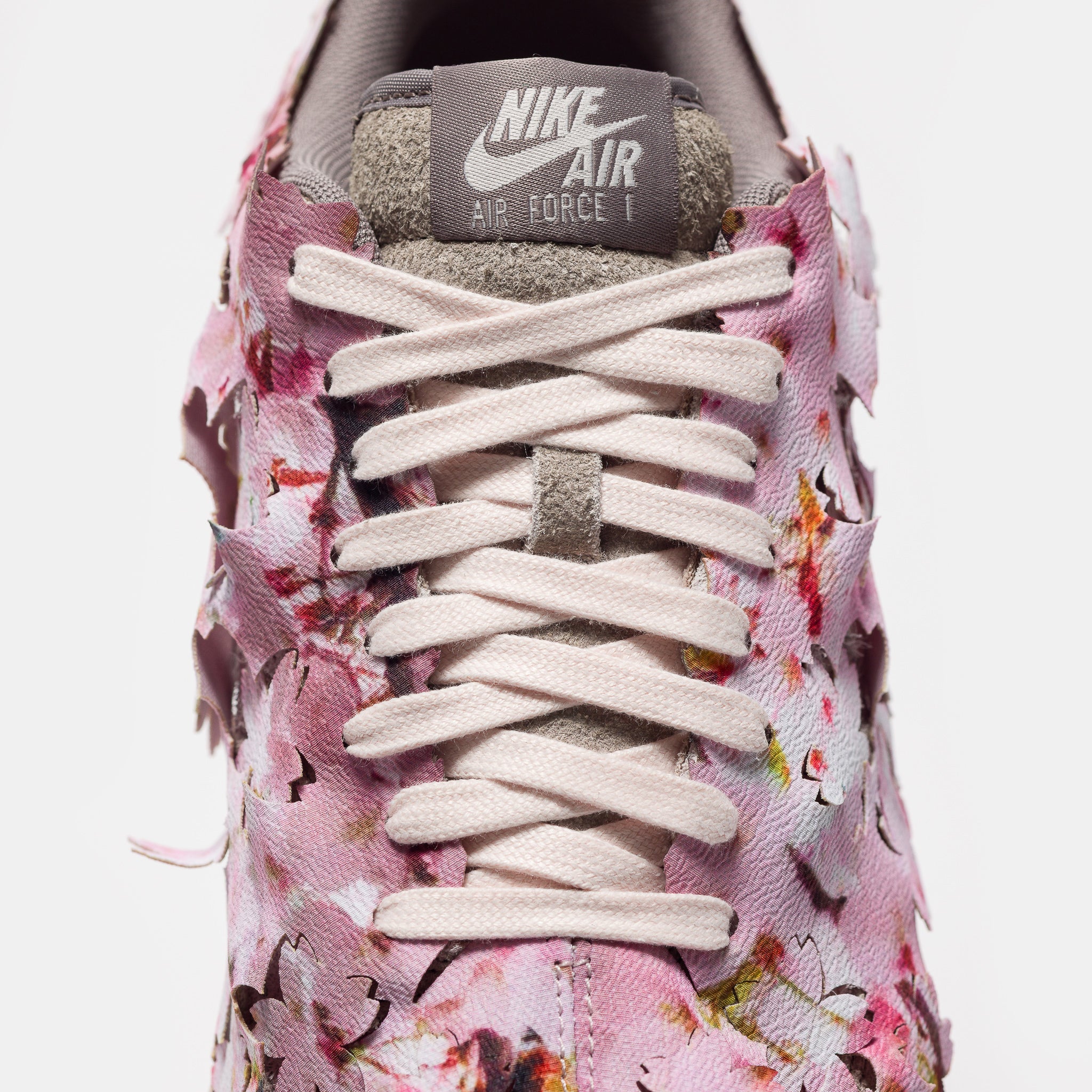 Air Force 1 '07 Premium Sneaker in Malt/Light Soft Pink/Particle Rose - Image 10