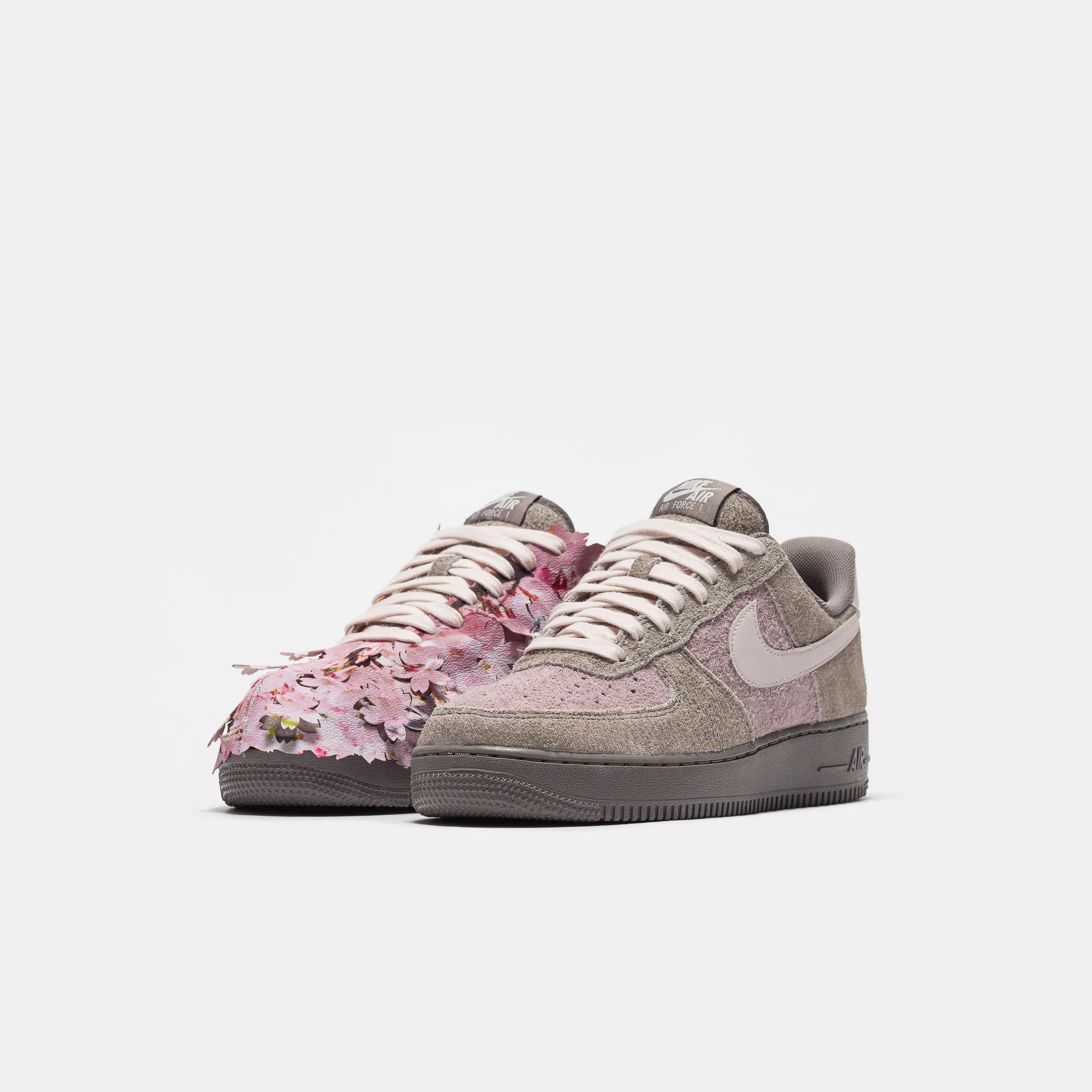 Air Force 1 '07 Premium Sneaker in Malt/Light Soft Pink/Particle Rose - Image 2