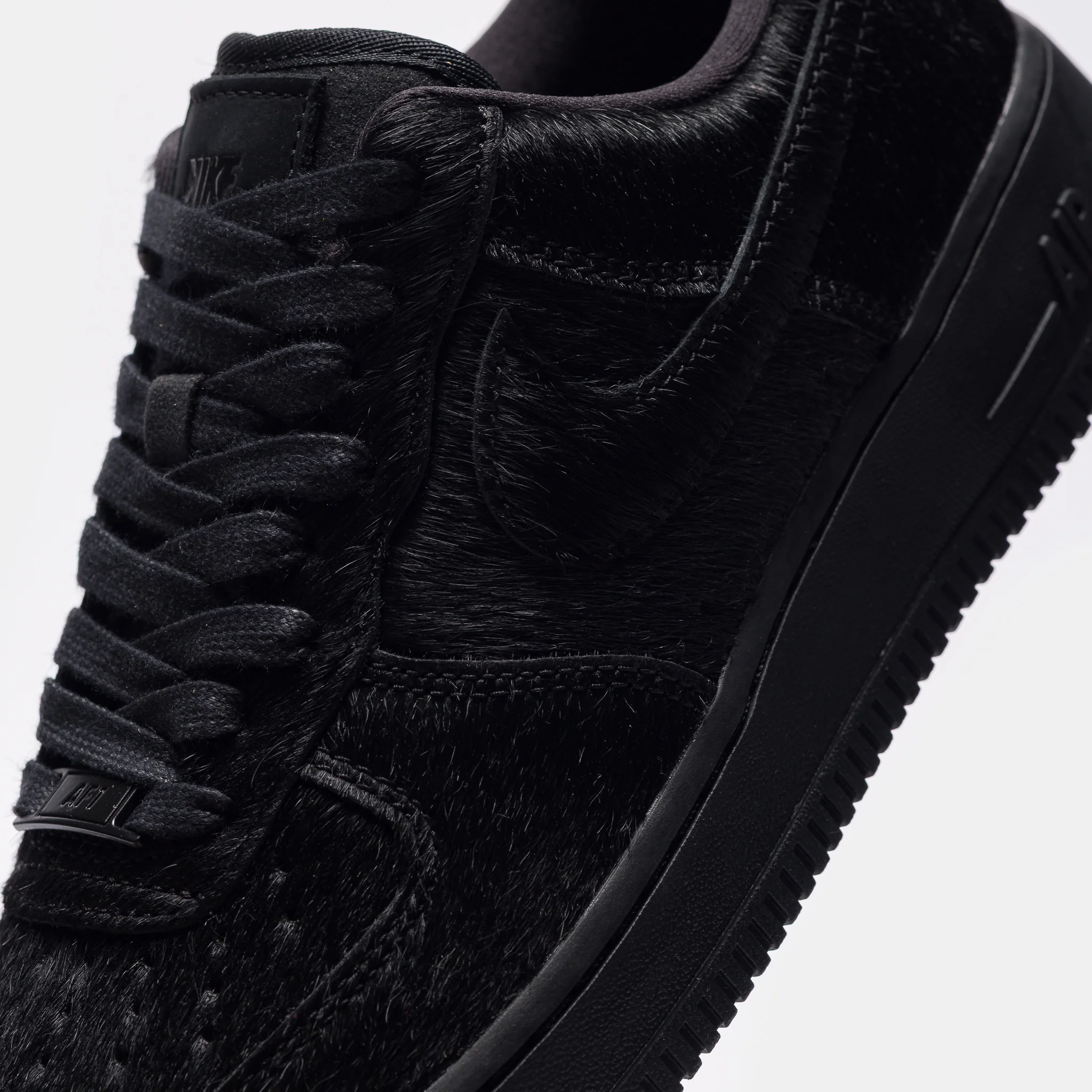 Air Force 1 '07 Sneaker in Black/Black/Off Noir - Image 5