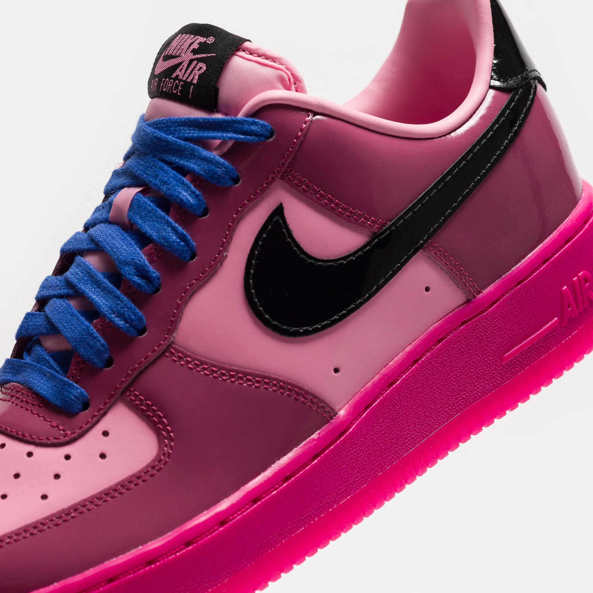 Air Force 1 Sneaker in Pink Cooler/Black/Mulberry Rose - Image 5