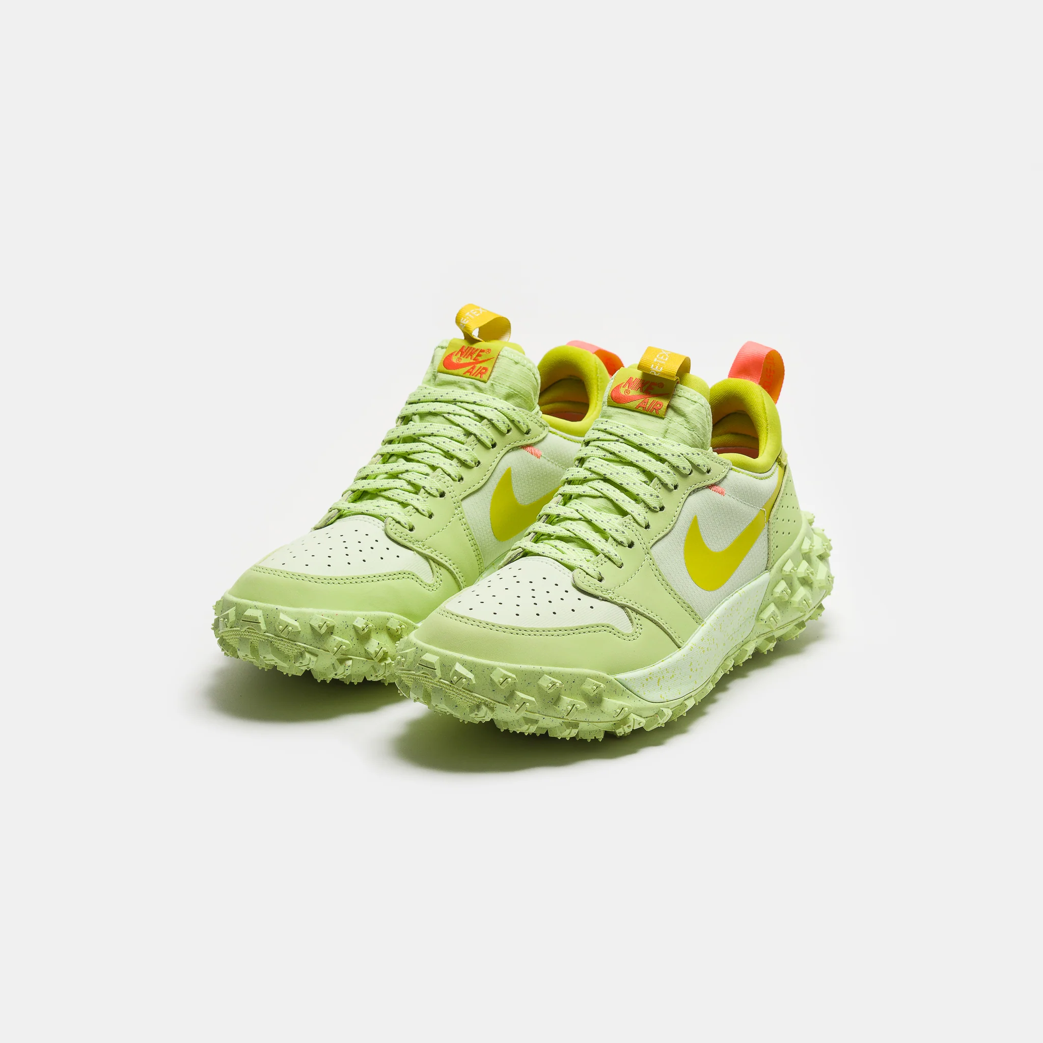 Air Jordan 1 Element Low A/T Sneaker in Lt Lemon Twist/Lime Ice/Life Lime - Image 3