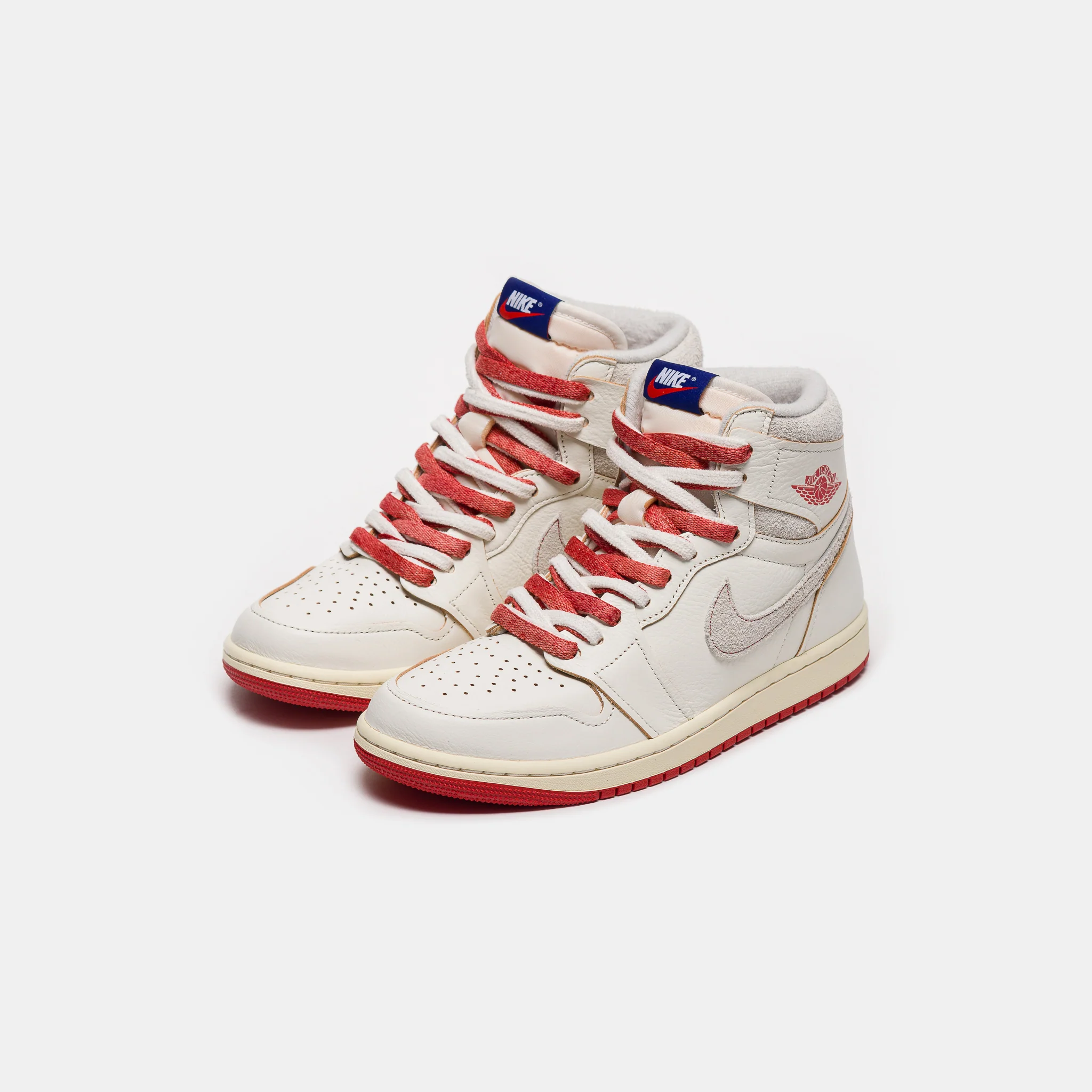 Air Jordan 1 High OG Sneaker in Sail/Cinnabar/Light Bone - Image 3