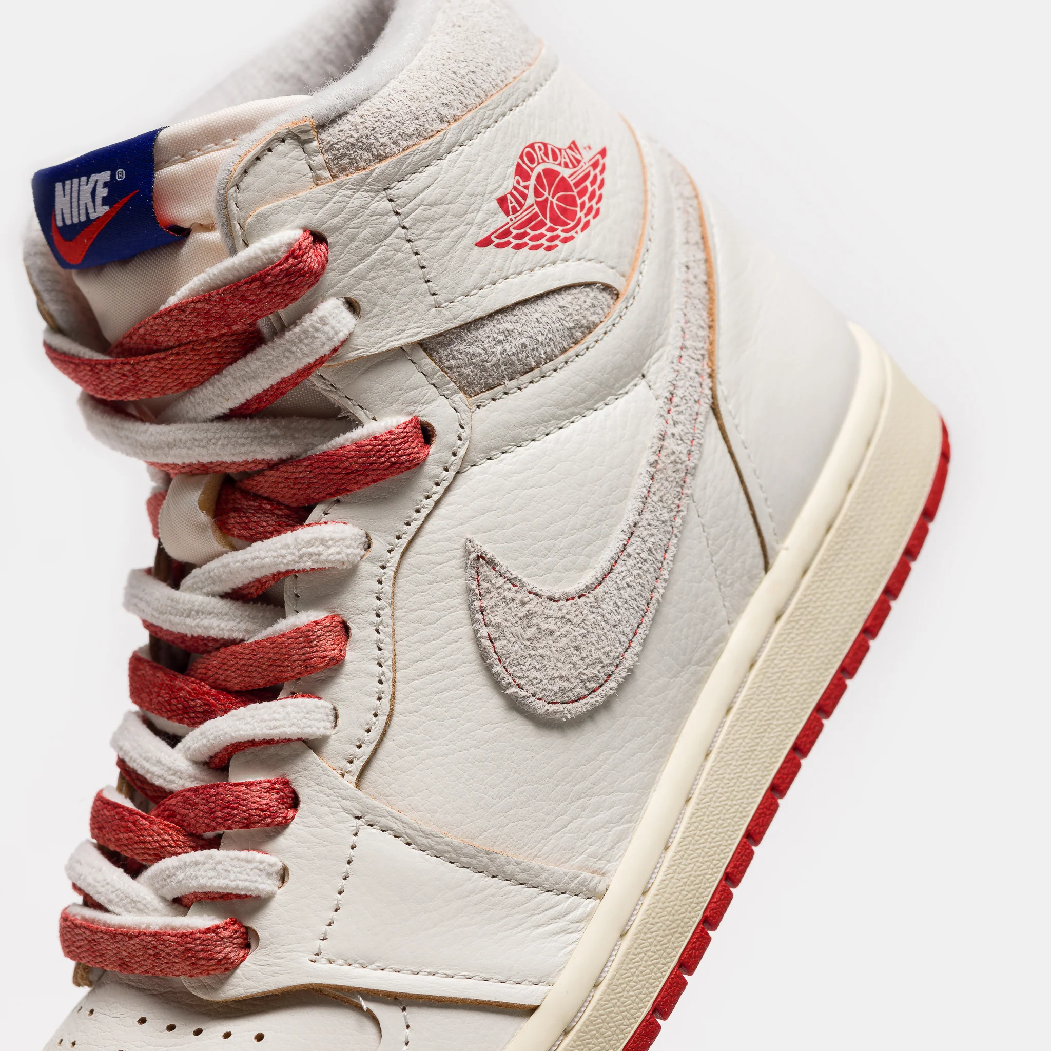 Air Jordan 1 High OG Sneaker in Sail/Cinnabar/Light Bone - Image 5