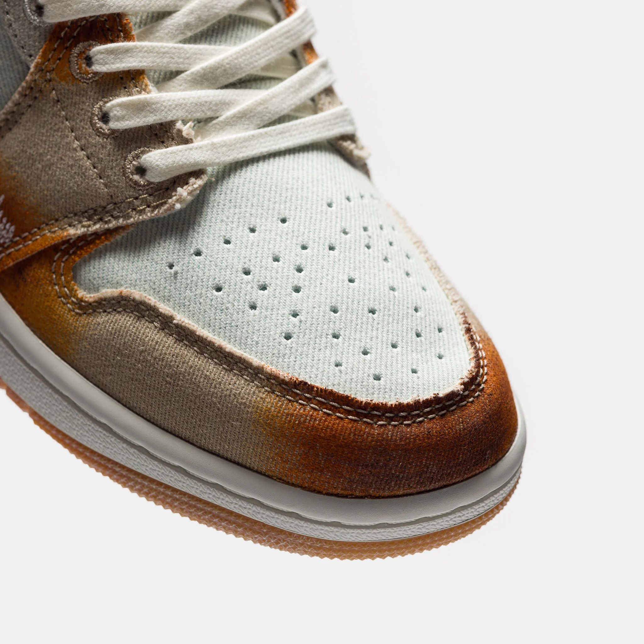 Air Jordan 1 Low SE Sneaker in Multicolor/Sail/Light Bone - Image 6