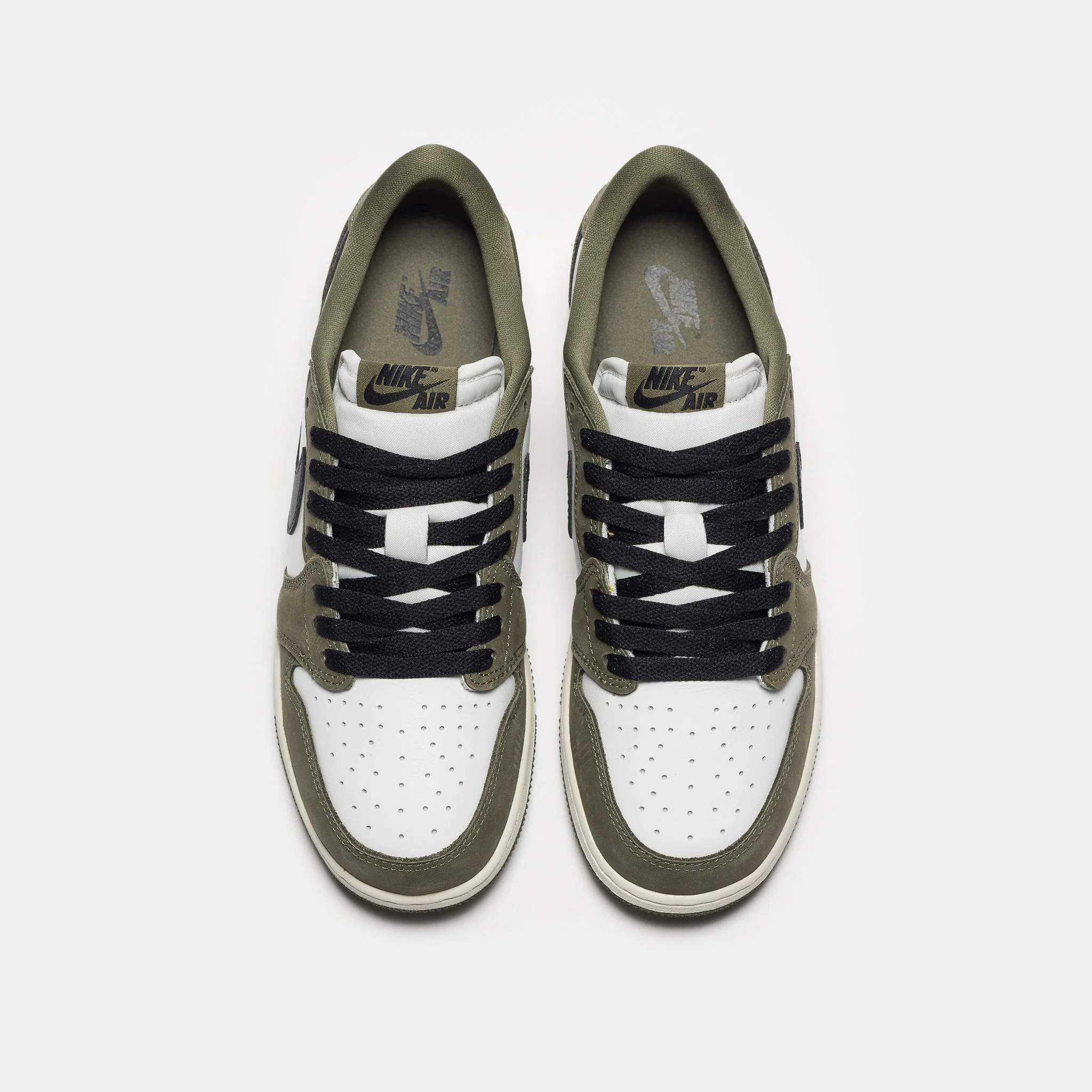 Air Jordan 1 Retro Low Big Kids Sneaker in Medium Olive/Black/Summit White/Sail - Image 4
