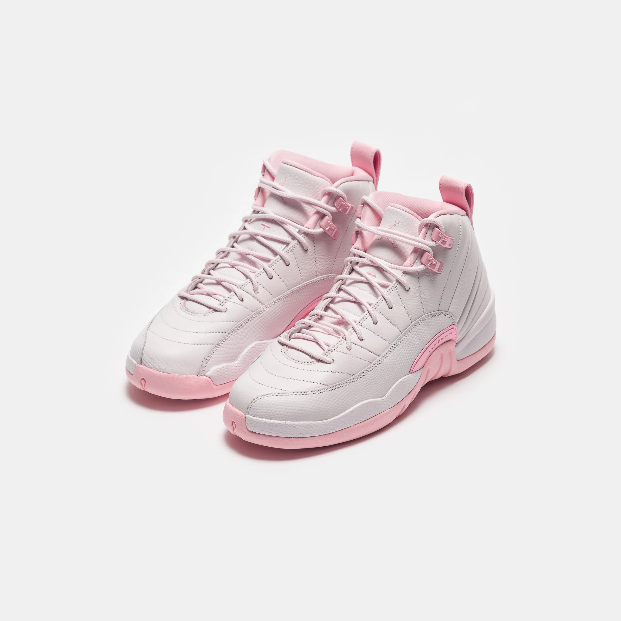 Air Jordan 12 Retro Big Kids Sneaker in Pearl Pink/Medium Soft Pink - Image 3