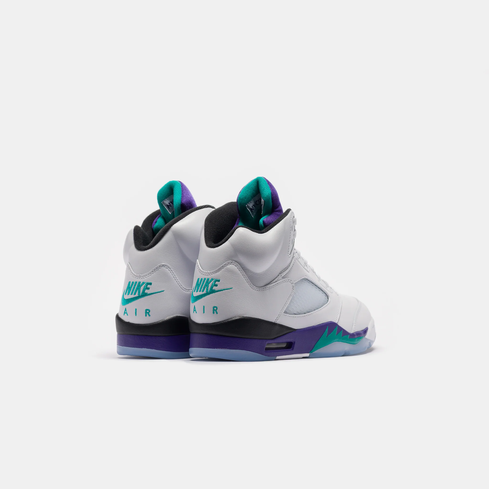 Air Jordan 5 Retro Sneaker in White/New Emerald/Grape Ice/Black - Image 5