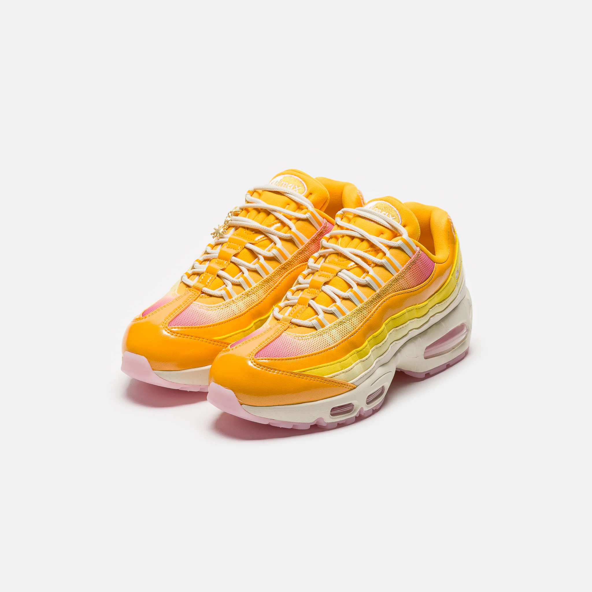 Air Max 95 Big Bubble Sneaker in University Gold/Coconut Milk/Pink Foam - Image 3