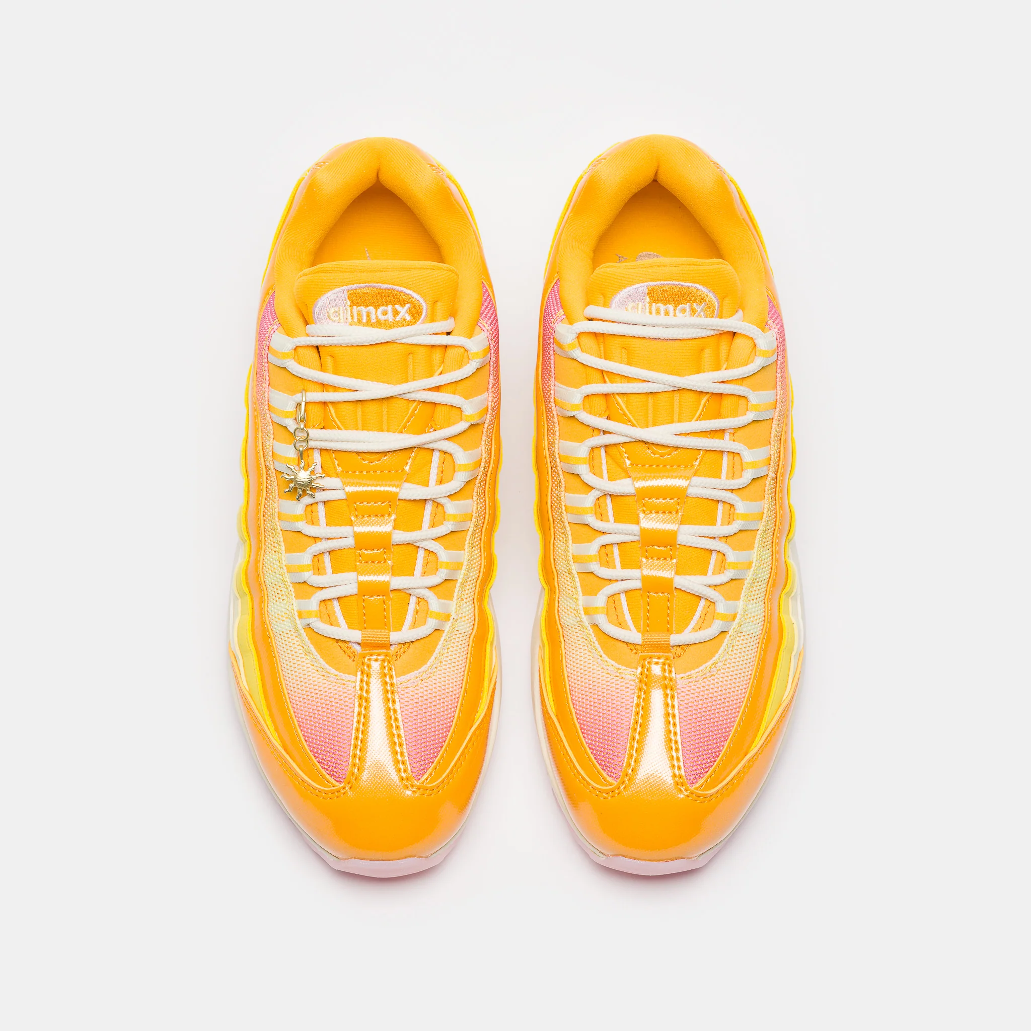 Air Max 95 Big Bubble Sneaker in University Gold/Coconut Milk/Pink Foam - Image 4