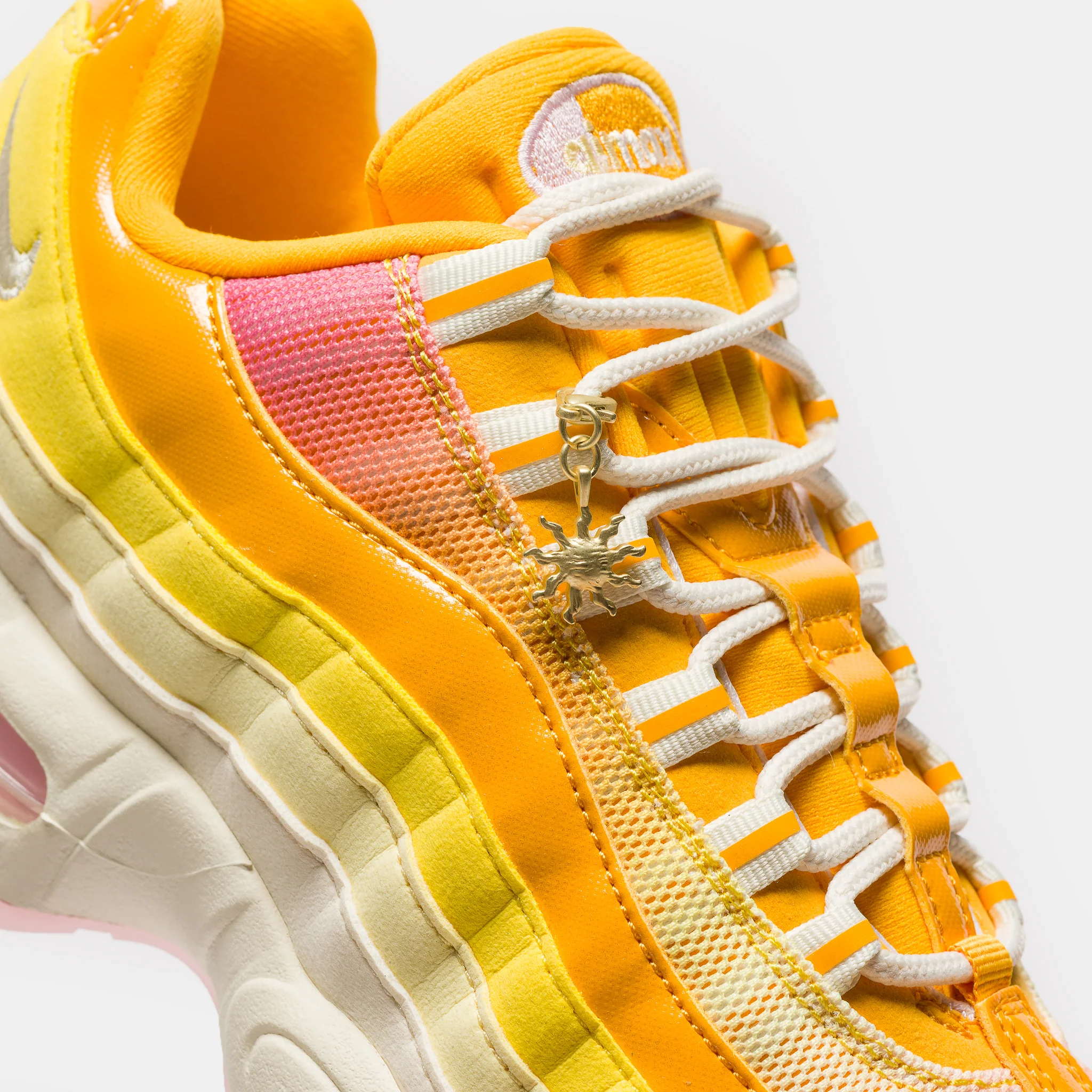 Air Max 95 Big Bubble Sneaker in University Gold/Coconut Milk/Pink Foam - Image 5