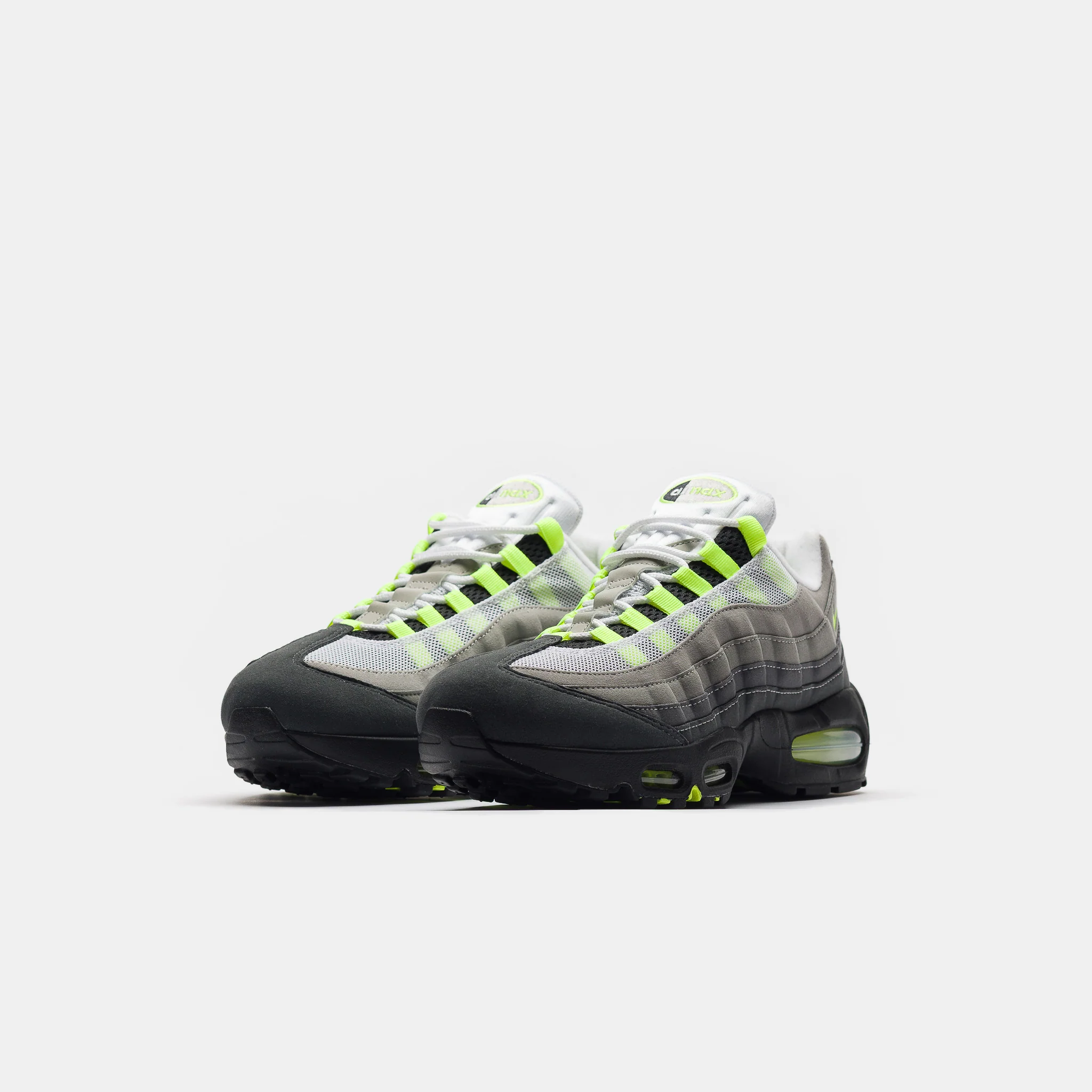 Air Max 95 OG Sneaker in Black/Neon Yellow/Cool Grey - Image 2