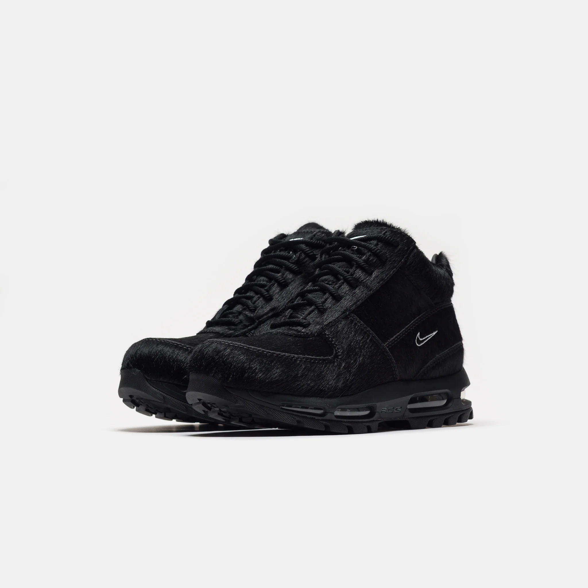 Air Max Goadome Boot in Black/Black - Image 2