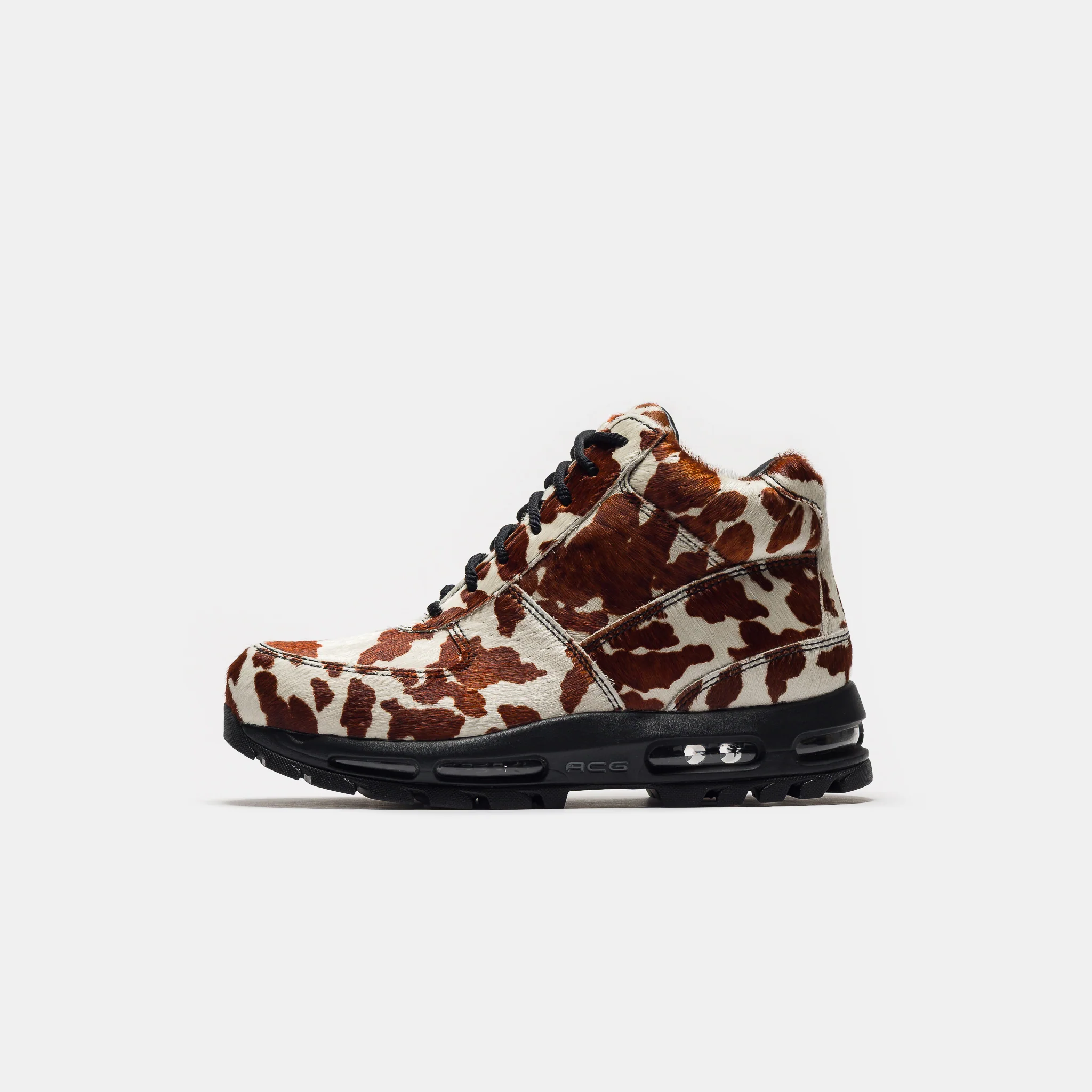 Air Max Goadome Boot in Sail/Black/Cacao Wow/Sail
