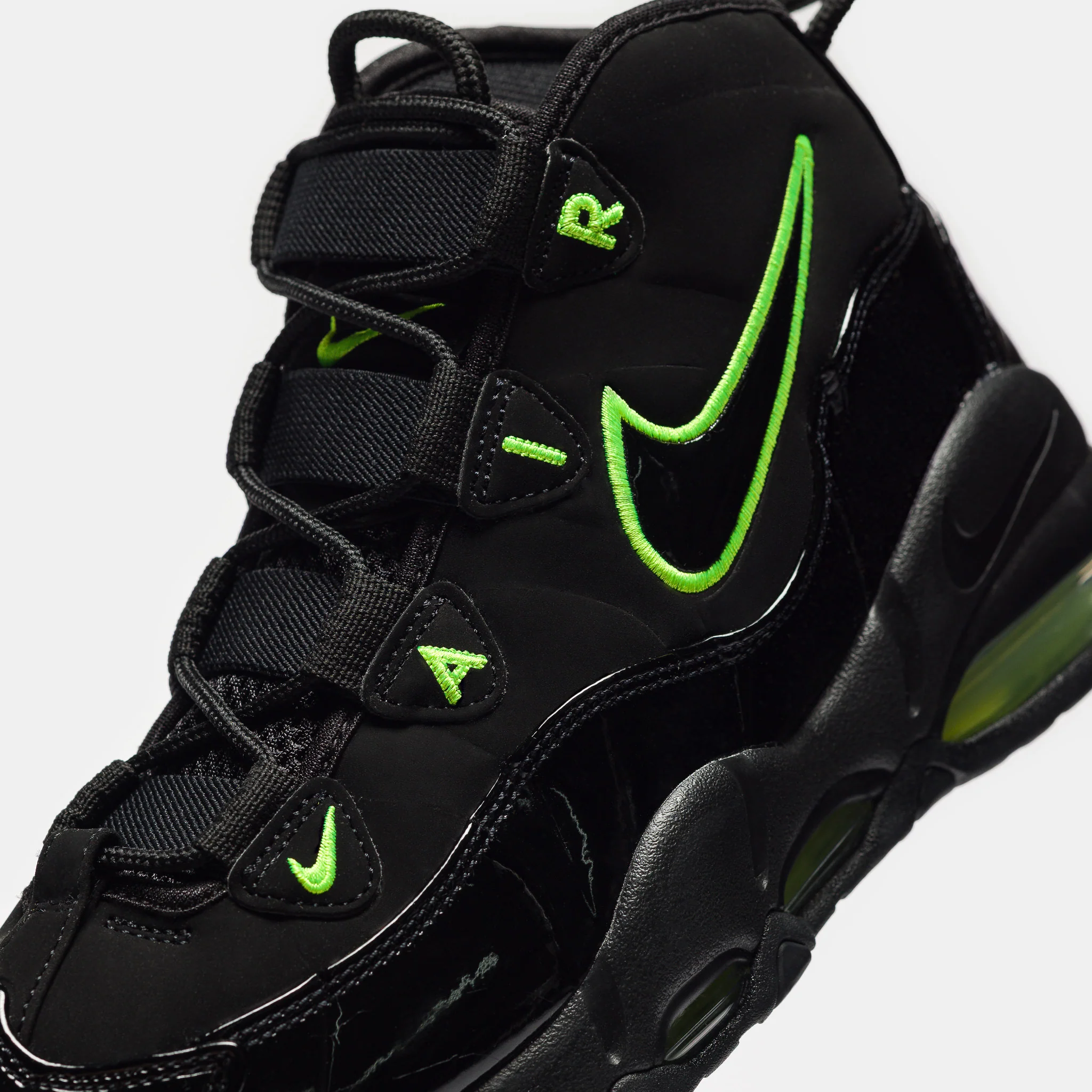 Air Max Uptempo '95 Sneaker in Black/Volt - Image 5