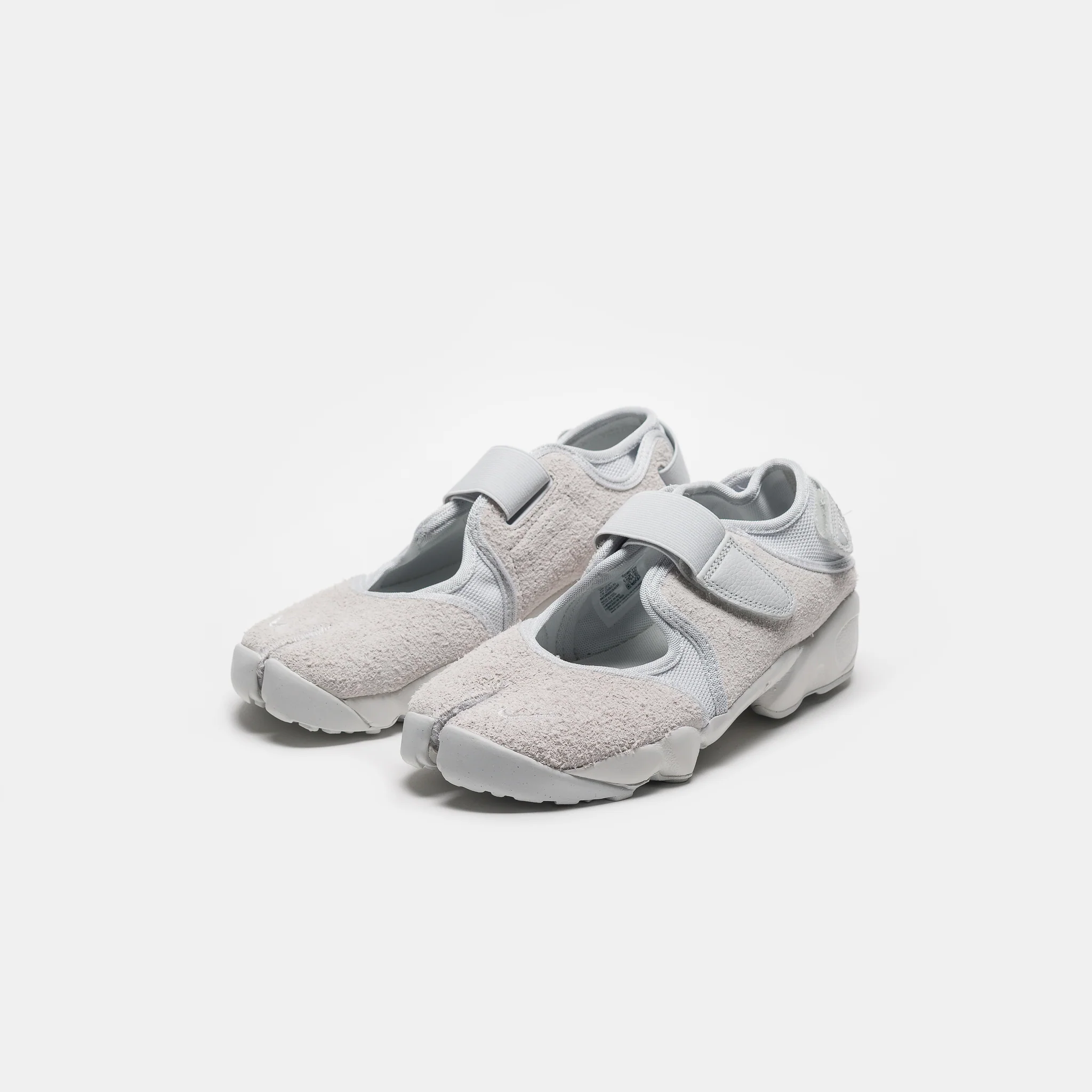 Air Rift Sneaker in Photon Dust/Summit White - Image 3