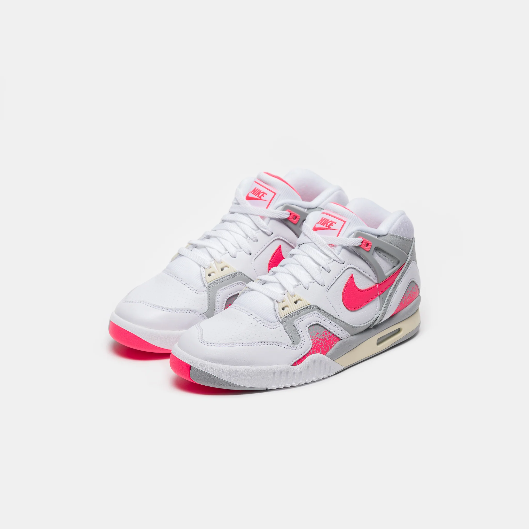 Air Tech Challenge 2 Sneaker in White/Racer Pink/Light Smoke Grey - Image 3