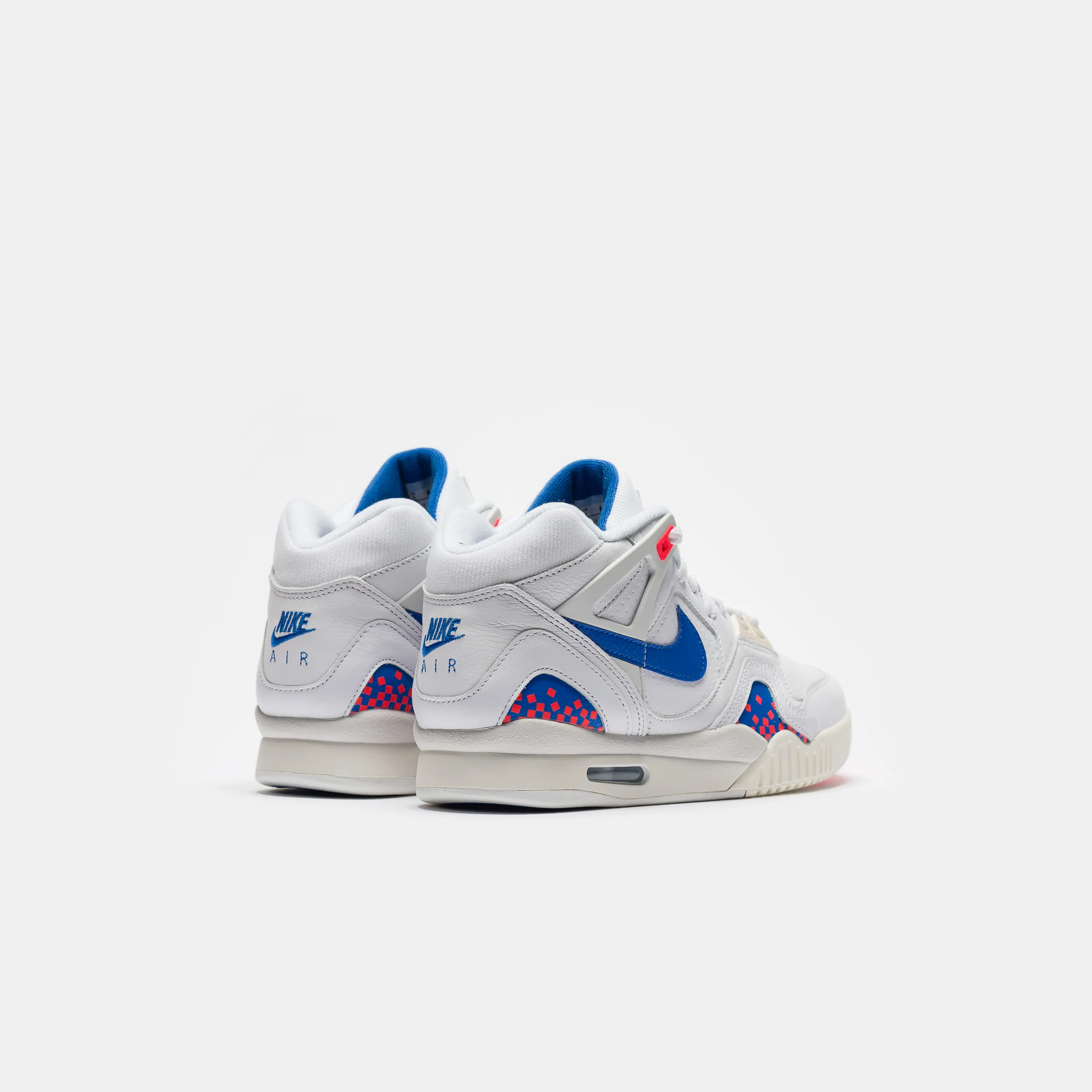 Air Tech Challenge 2 Sneaker in White/Royal Blue/Laser Crimson - Image 4