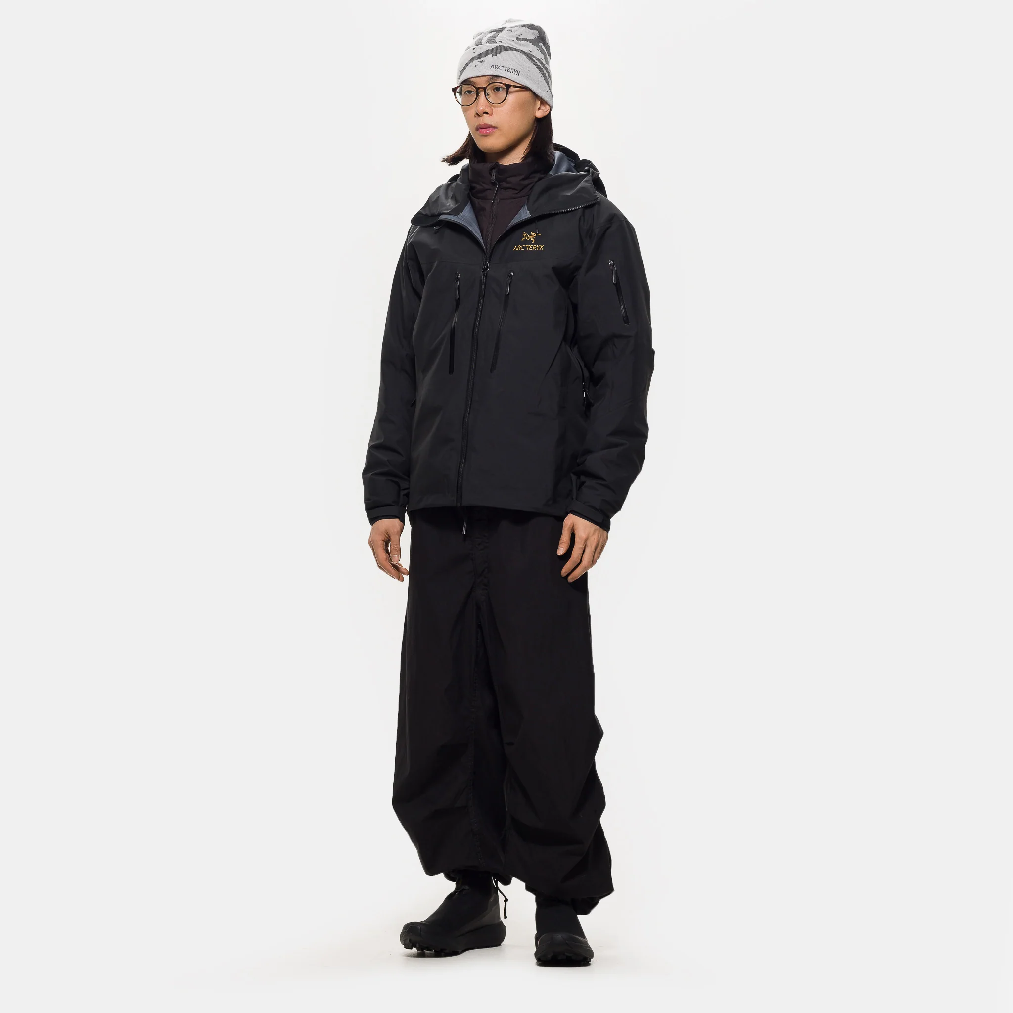 Alpha SV Jacket in 24K Black - Image 2