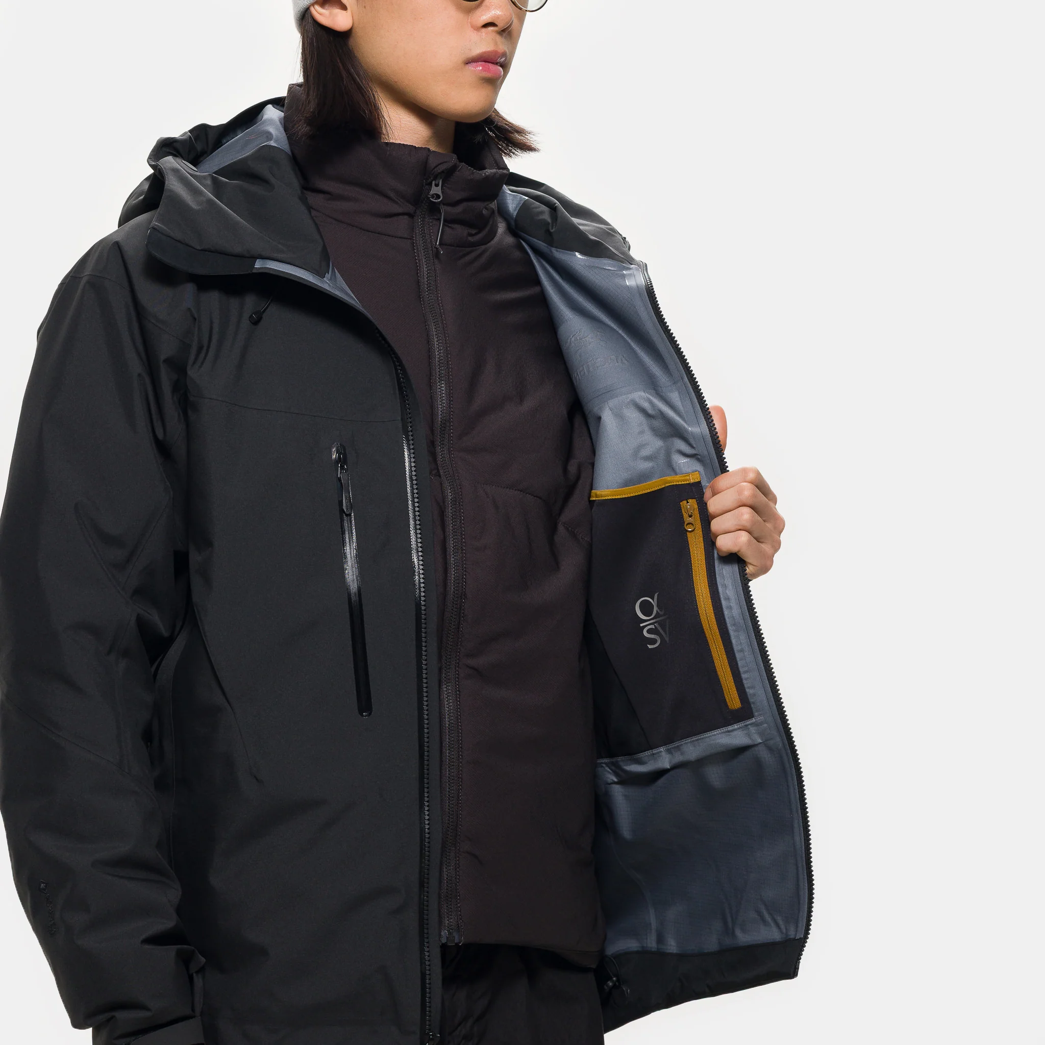 Alpha SV Jacket in 24K Black - Image 5