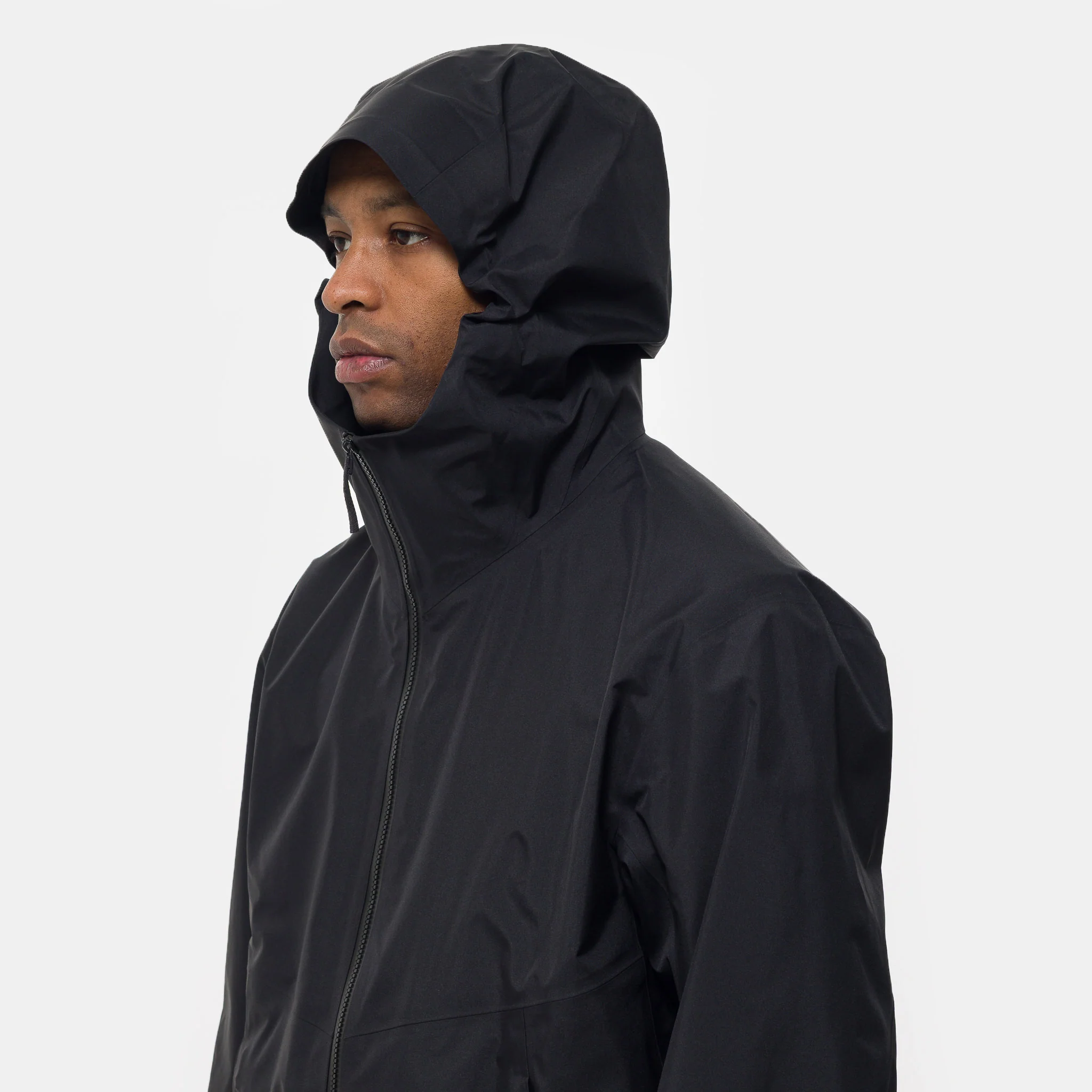 Arris Jacket in Black - Image 4