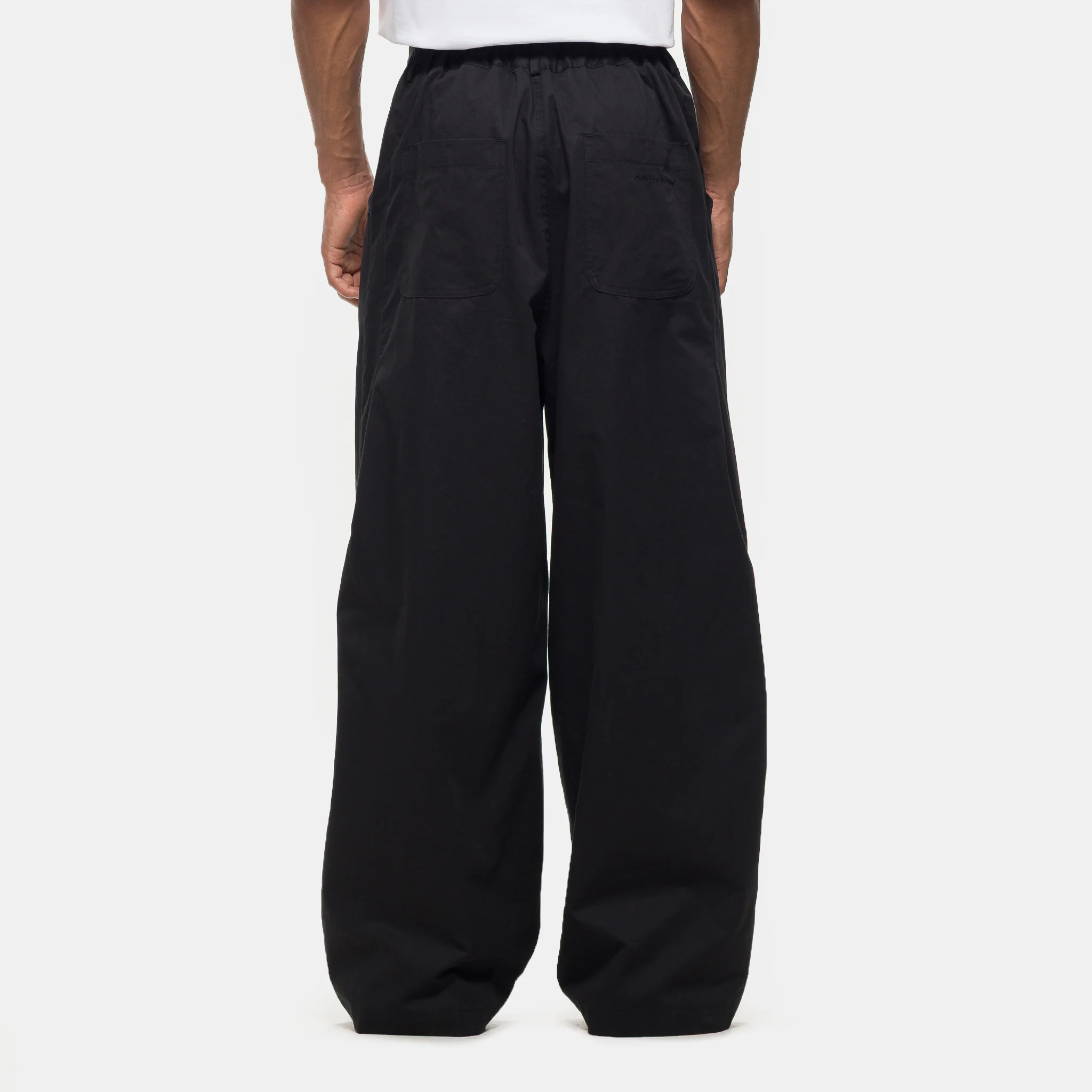 Back-Pleat Cotton Trouser in Black - Image 3