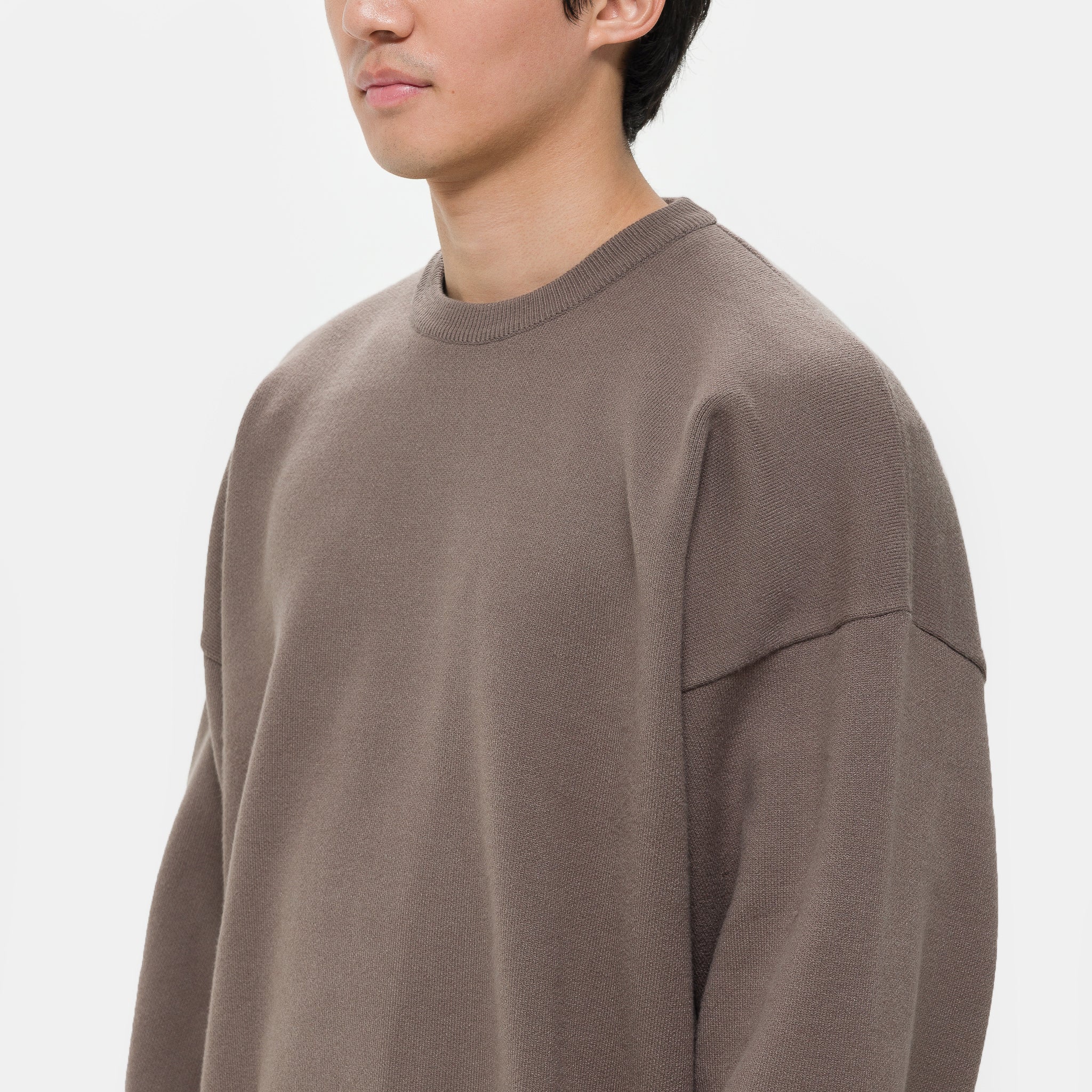 Balloon Heavy Sweater in Brown - Image 4