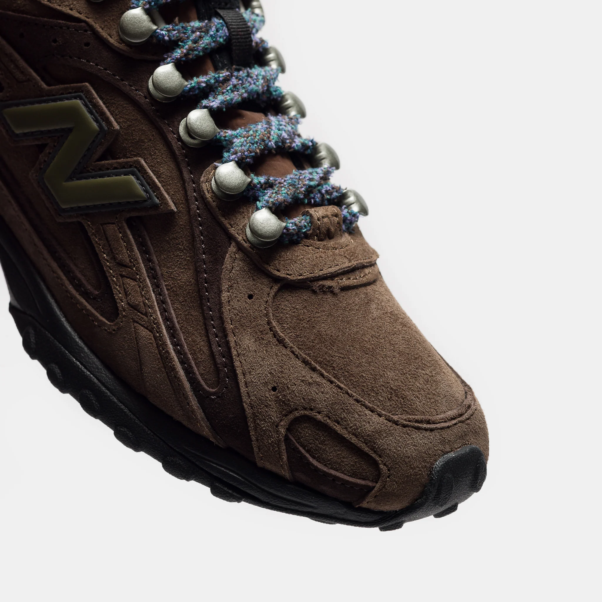 BASKETCASE 204L Sneaker in Carafe/Chocolate Brown - Image 6