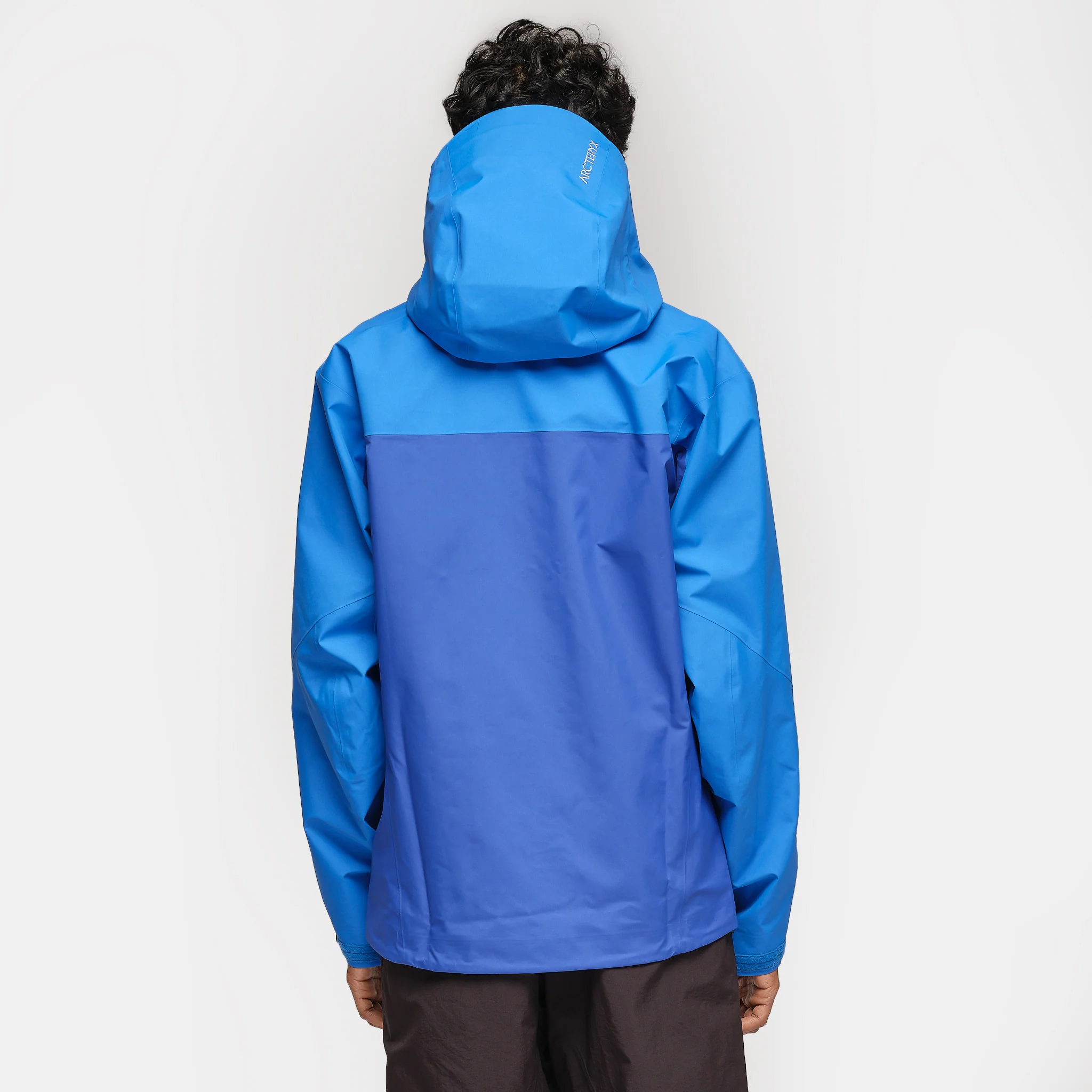 Beta AR Jacket in Fluidity/Vitality - Image 3
