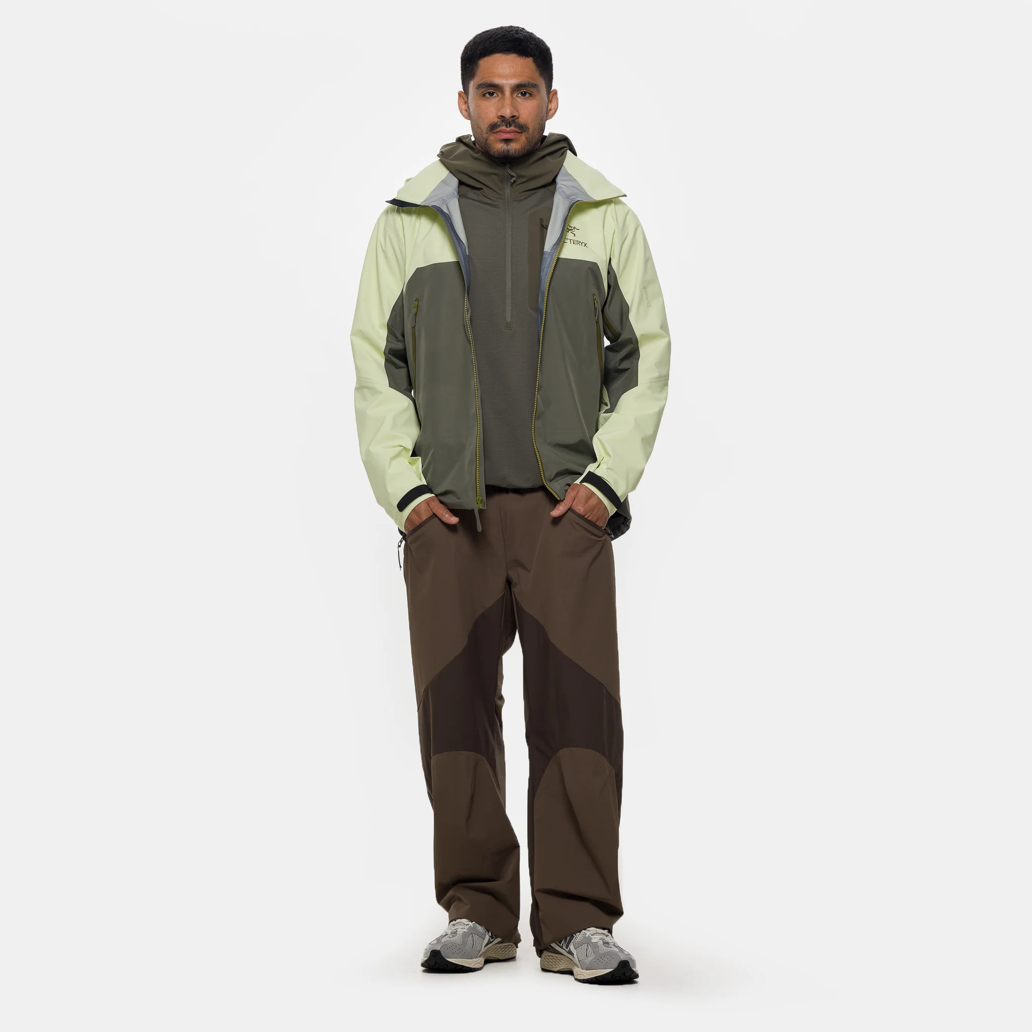 Beta AR Jacket in Ray/Forage - Image 2