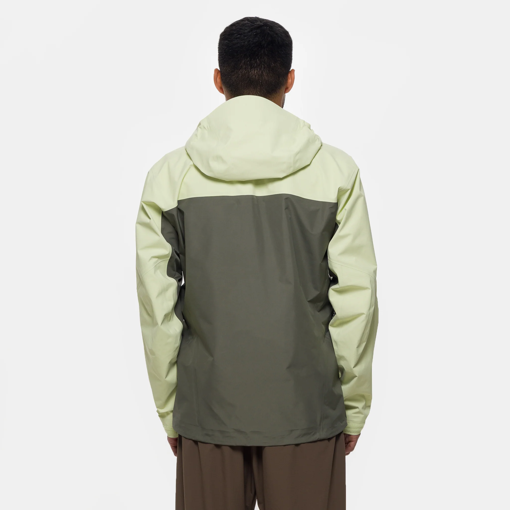 Beta AR Jacket in Ray/Forage - Image 3