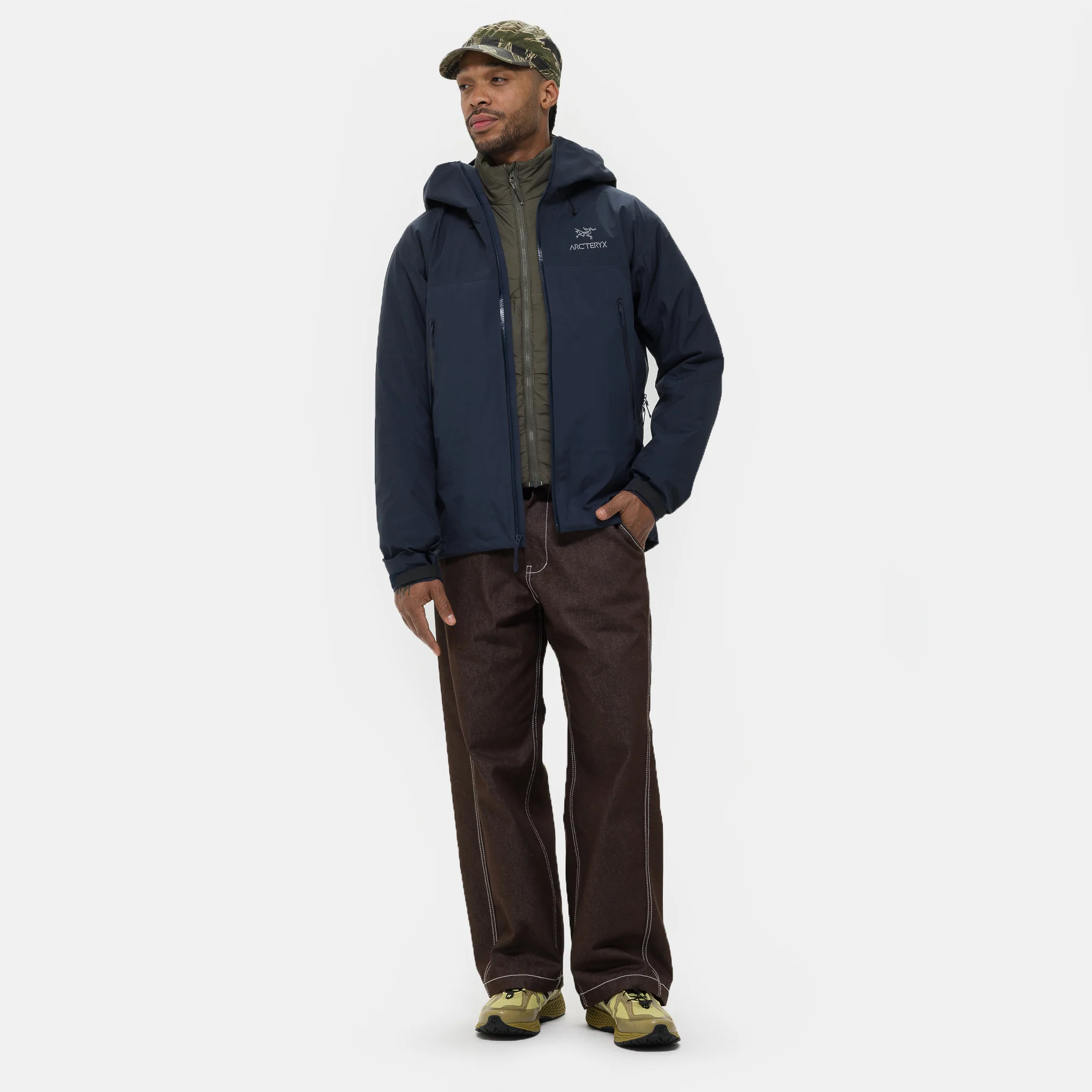 Beta AR Stormhood Jacket in Black Sapphire - Image 2