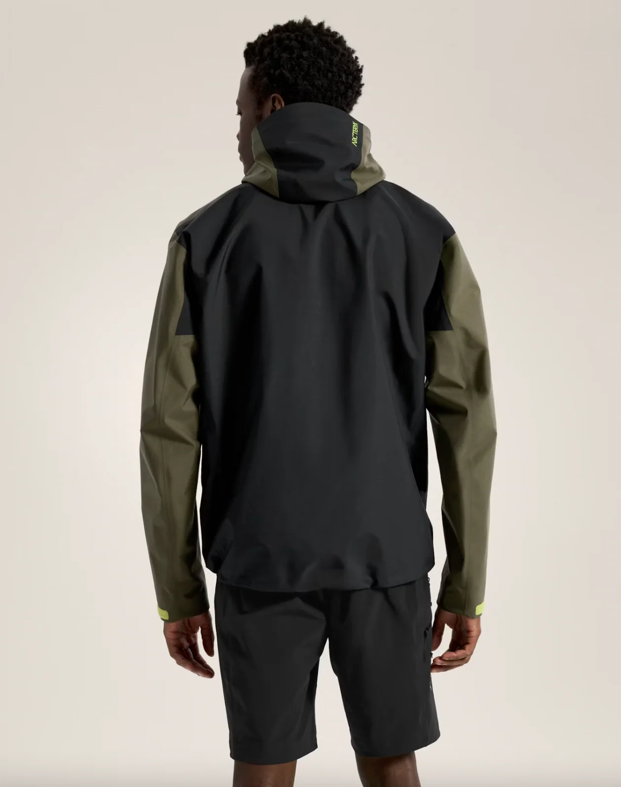 Beta Jacket in Spotlight - Image 3