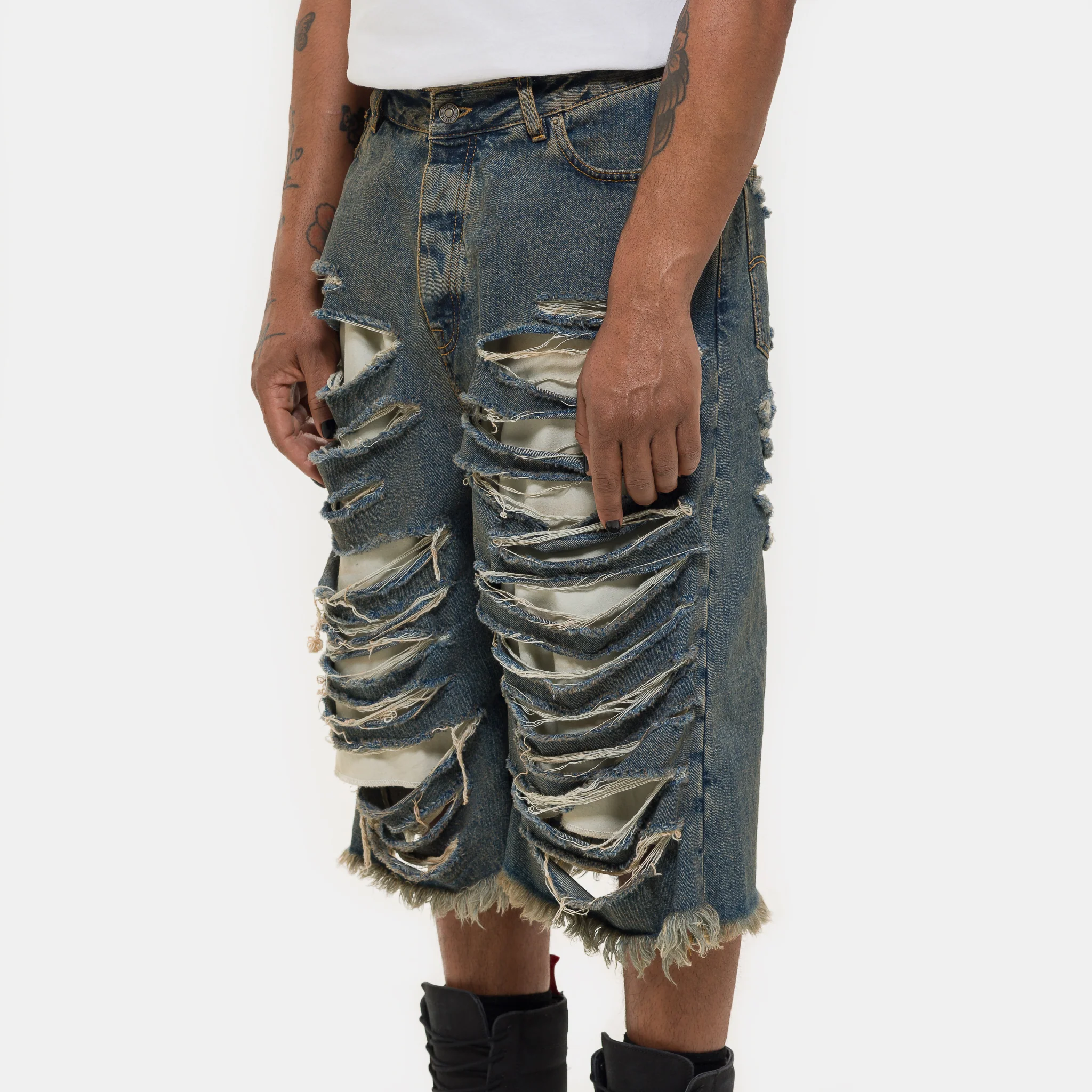 Big Daddy Denim Short in Blue/Brown Sugar Washing - Image 4